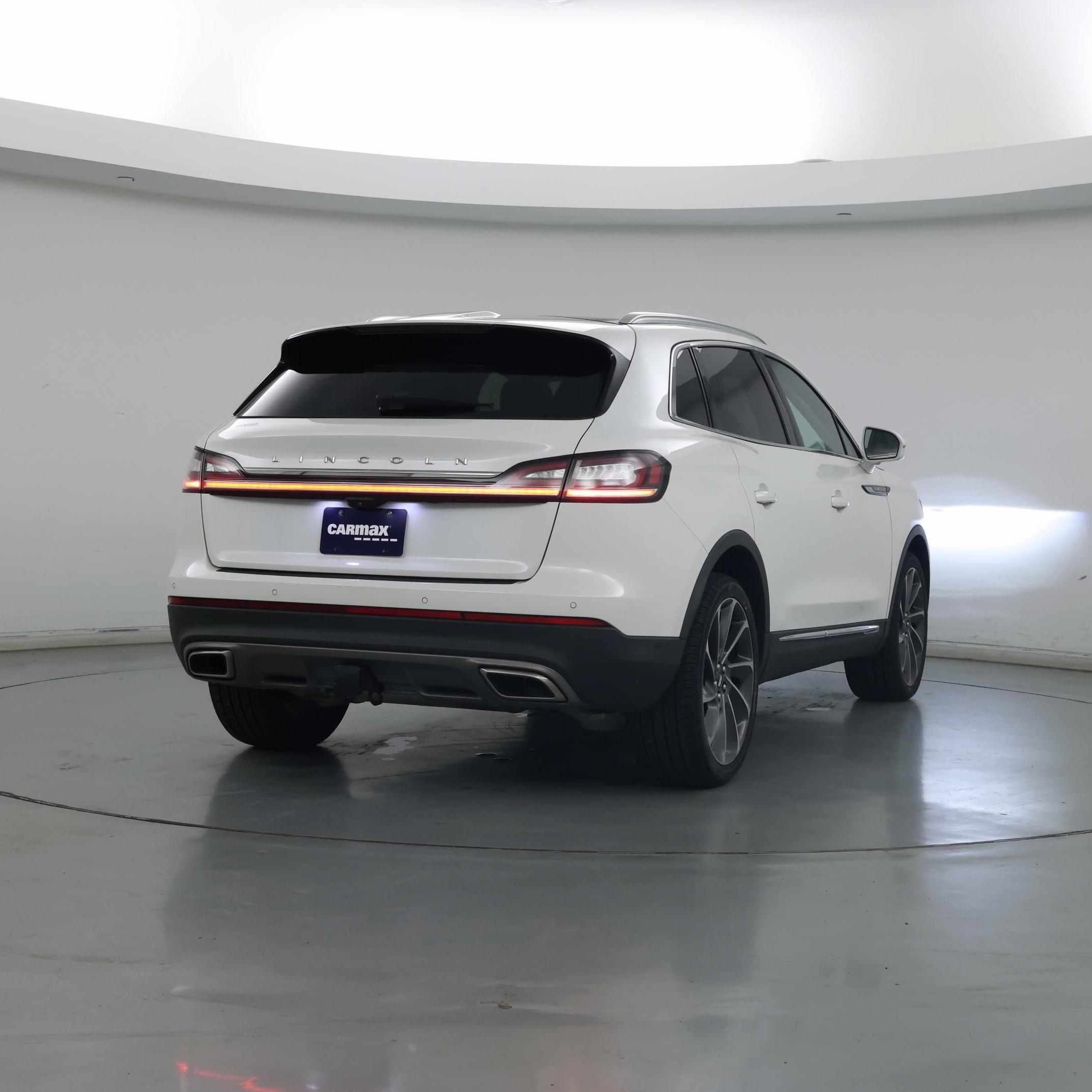 Thumbnail: 2021 Lincoln Nautilus - 8