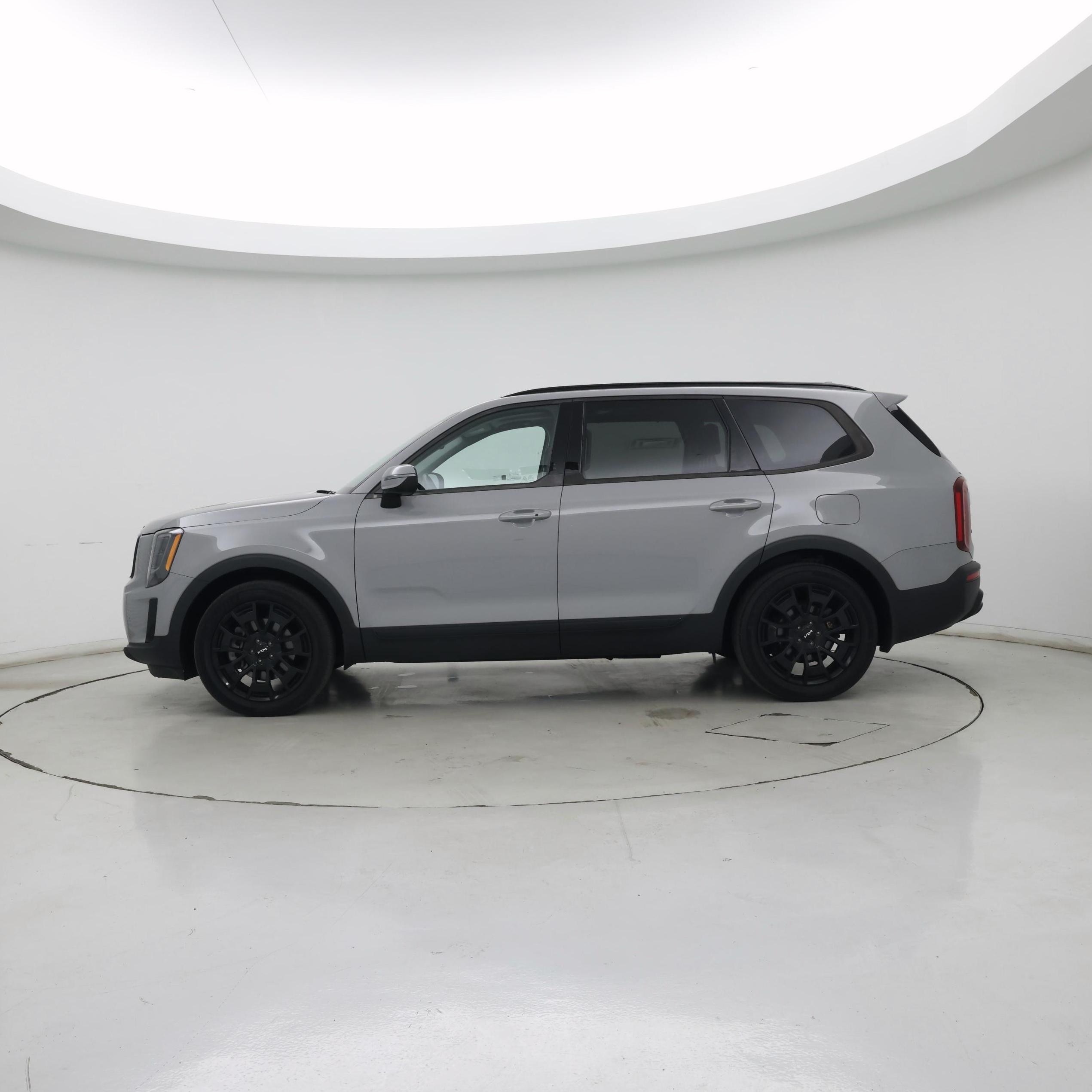 Thumbnail: 2022 Kia Telluride - 3