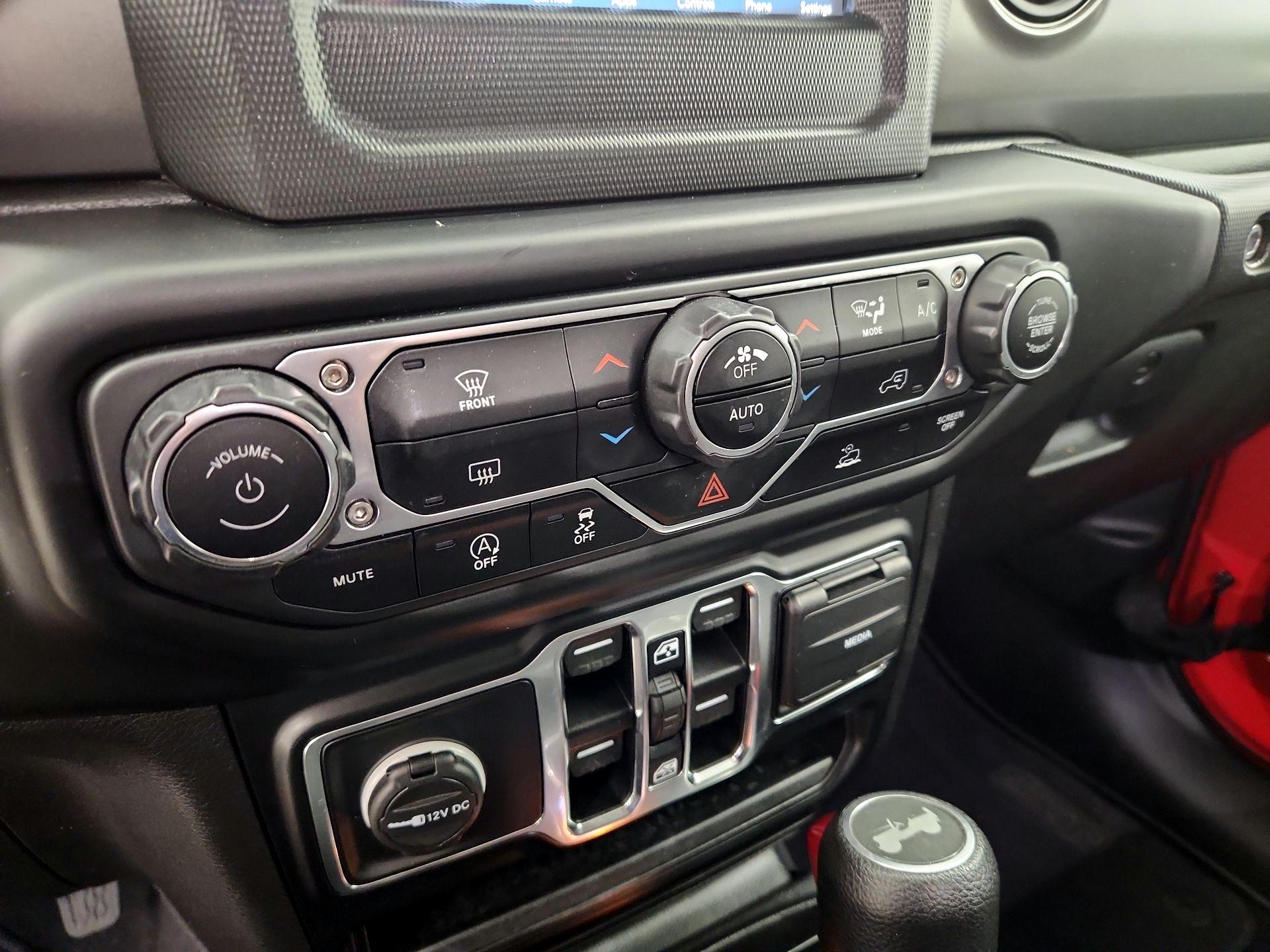 Thumbnail: 2021 Jeep Wrangler - 16