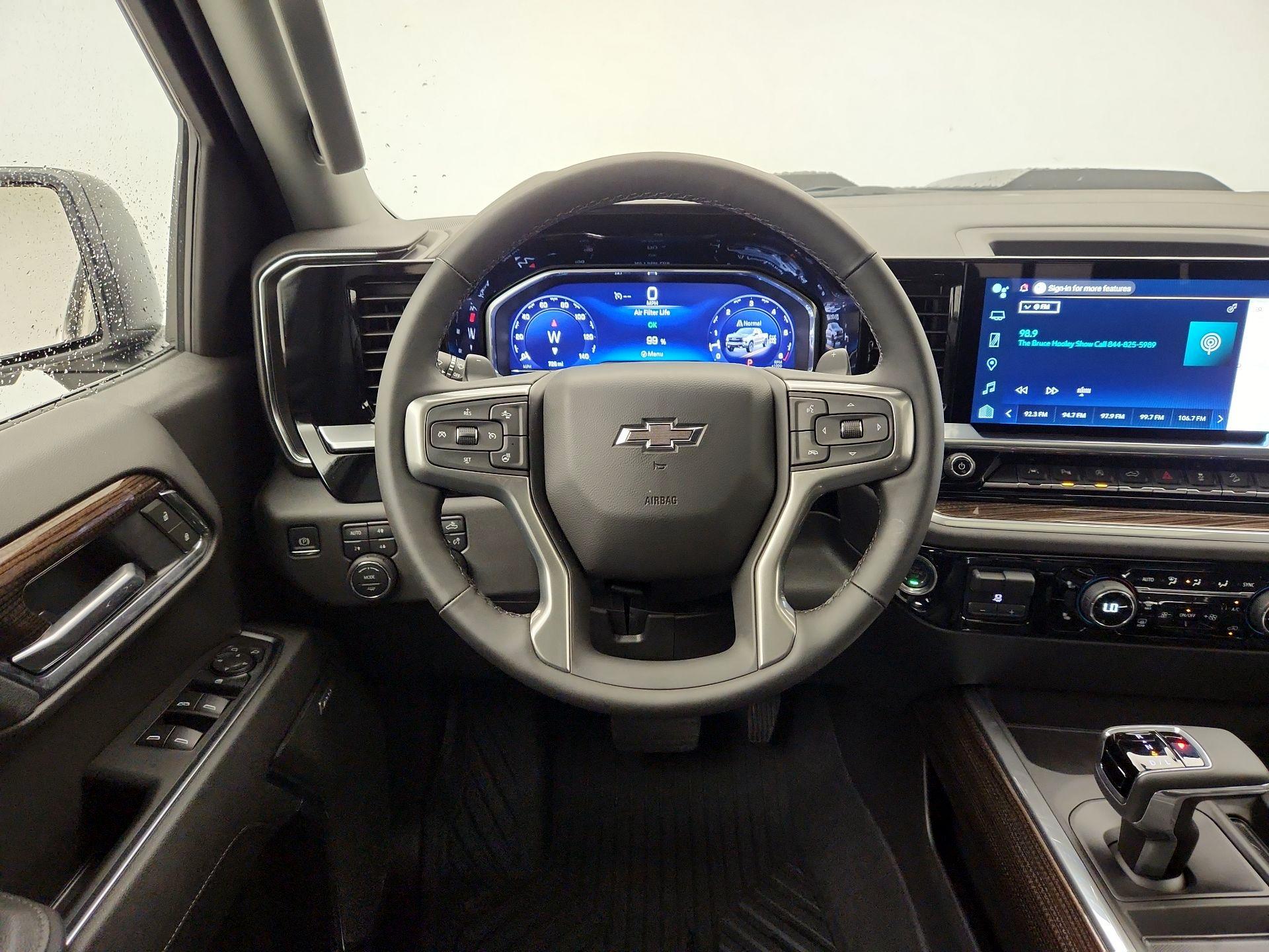 Thumbnail: 2025 Chevrolet Silverado 1500 - 10