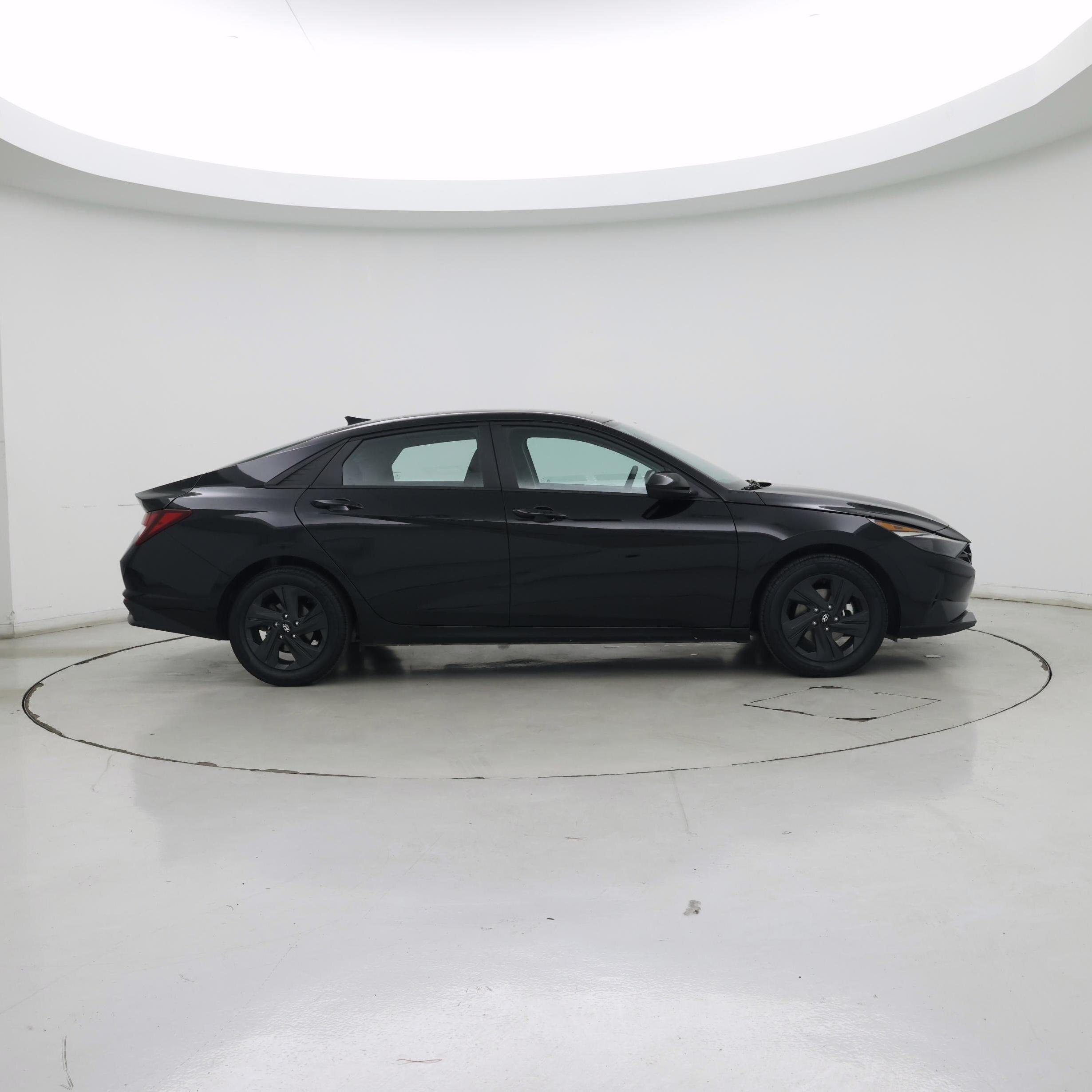 Thumbnail: 2023 Hyundai Elantra - 7