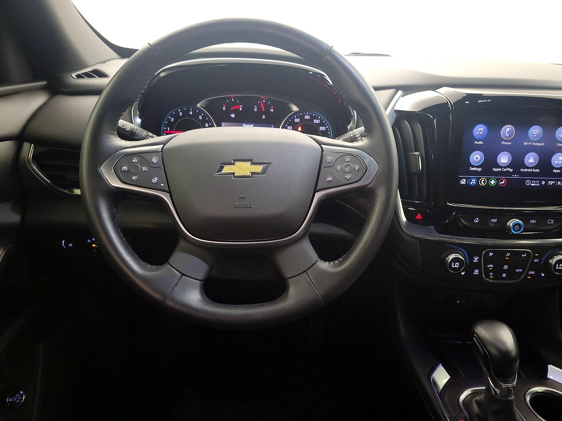 Thumbnail: 2022 Chevrolet Traverse - 10