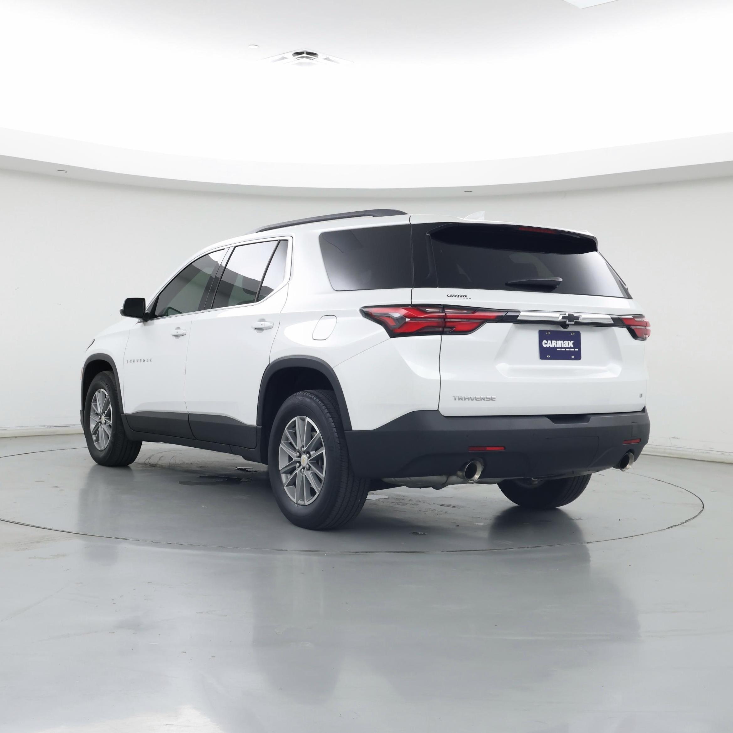 Thumbnail: 2022 Chevrolet Traverse - 2
