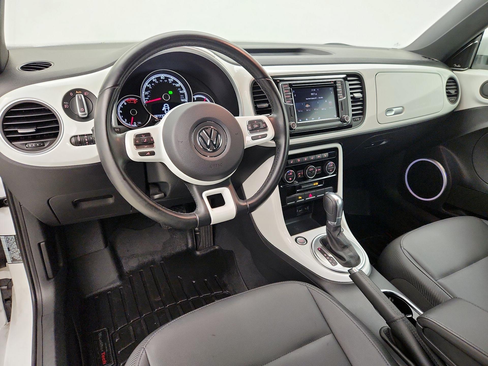 Thumbnail: 2018 Volkswagen Beetle - 9