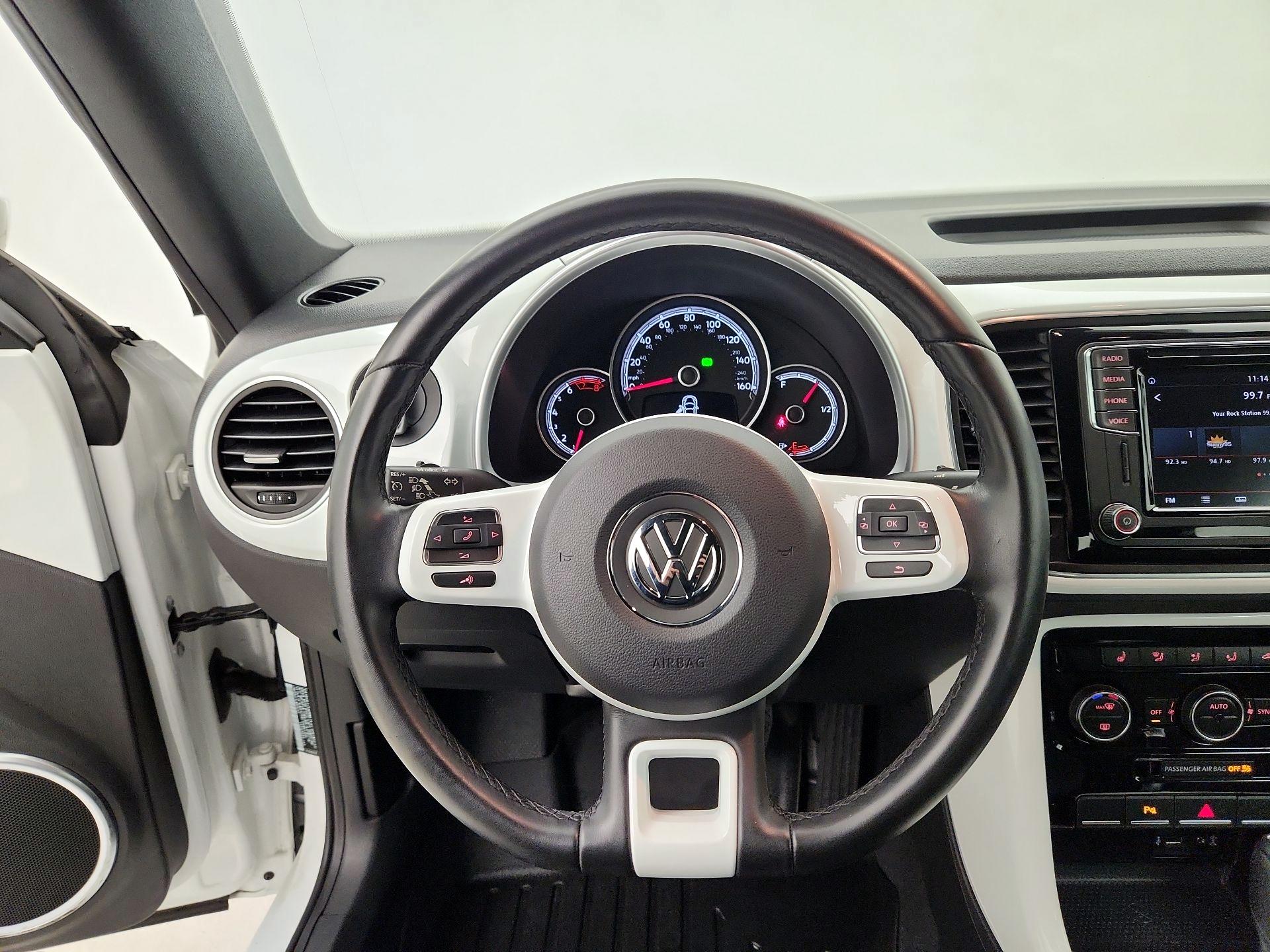 Thumbnail: 2018 Volkswagen Beetle - 10