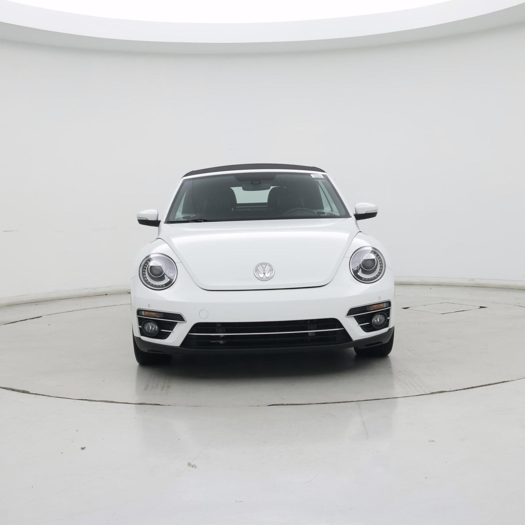 Thumbnail: 2018 Volkswagen Beetle - 5