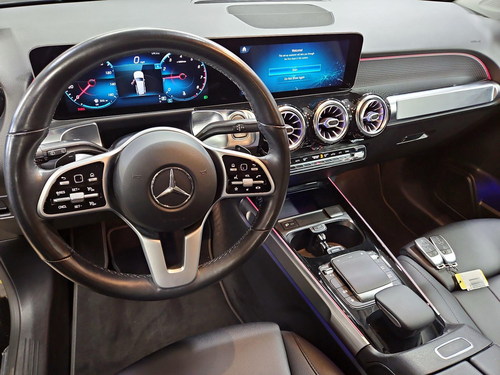 Thumbnail: 2021 Mercedes-Benz GLB - 9