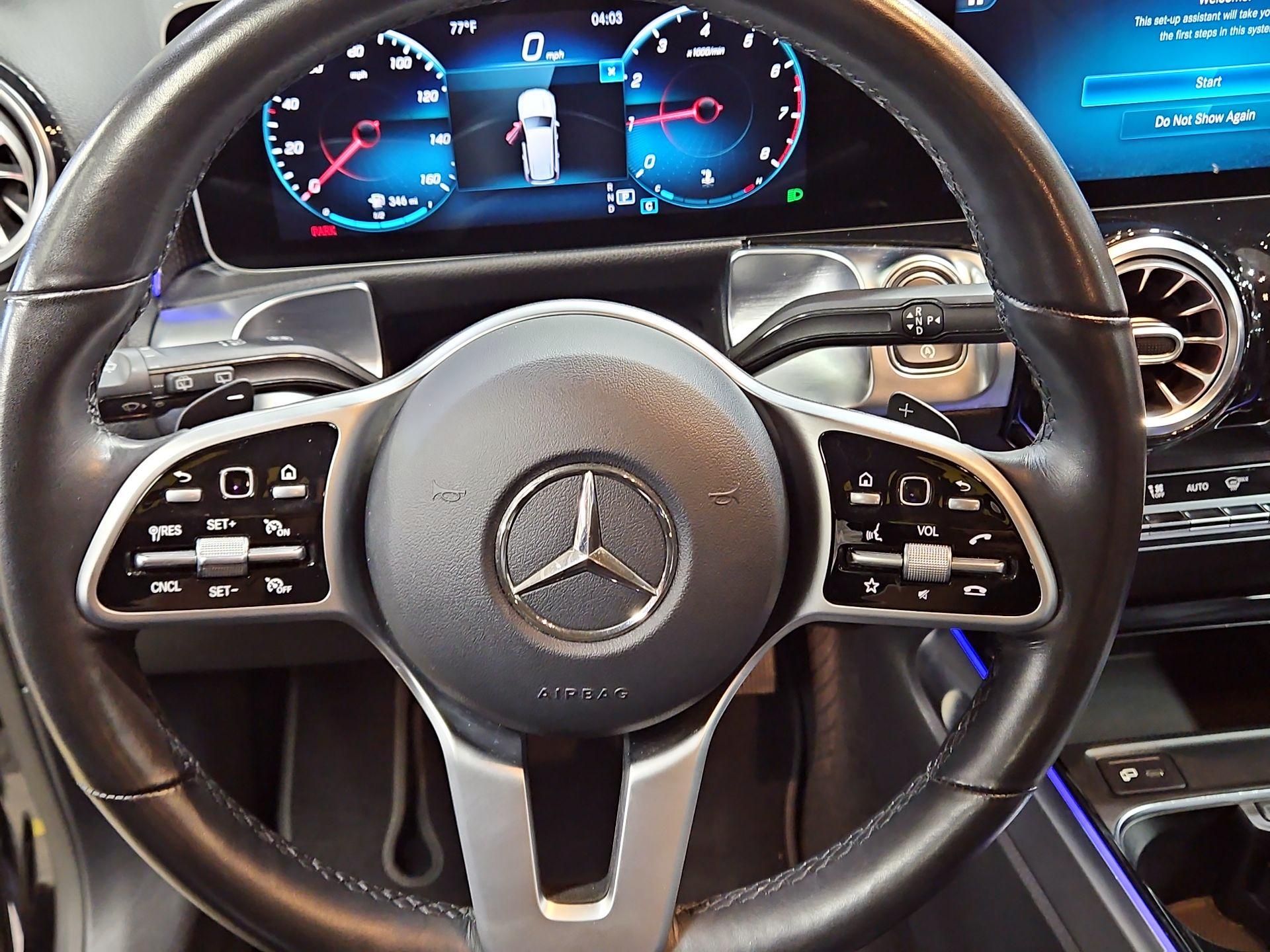 Thumbnail: 2021 Mercedes-Benz GLB - 10