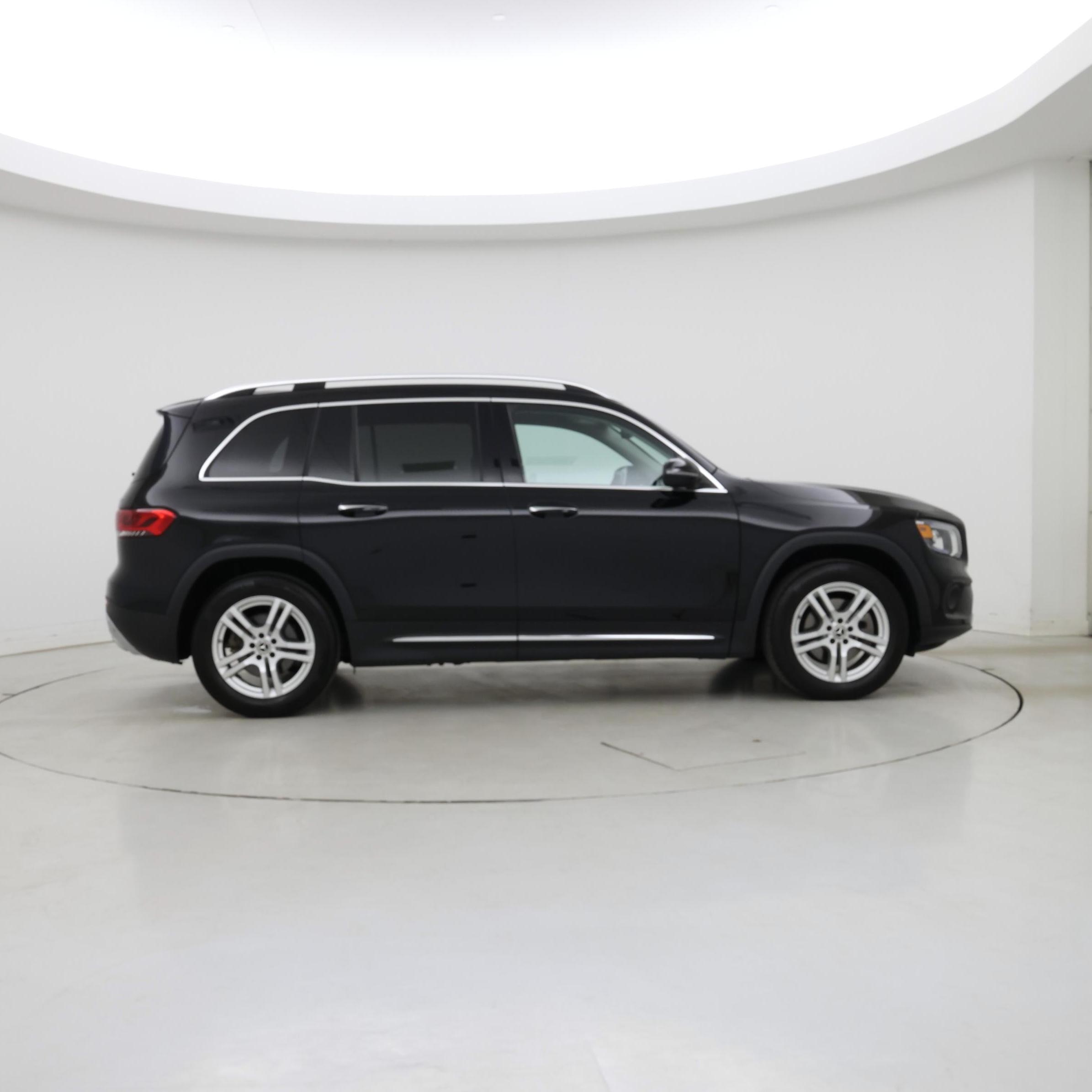 Thumbnail: 2021 Mercedes-Benz GLB - 7