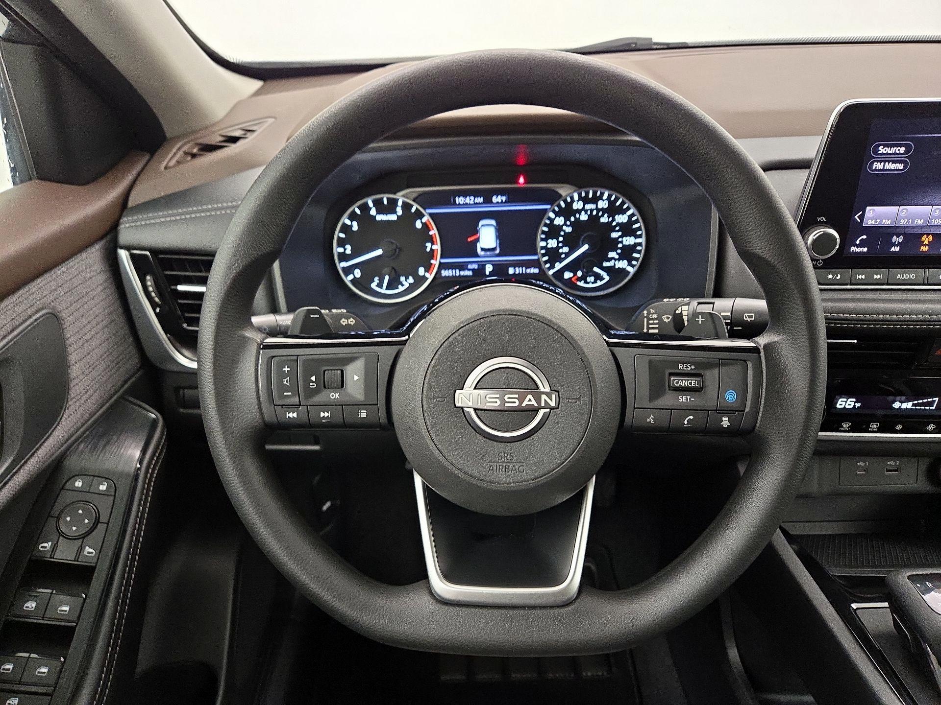 Thumbnail: 2022 Nissan Rogue - 10