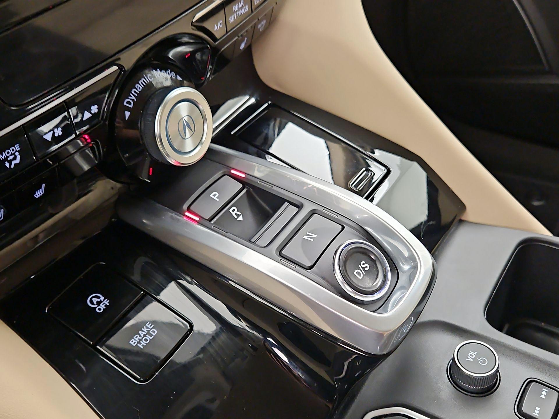 Thumbnail: 2023 Acura MDX - 18