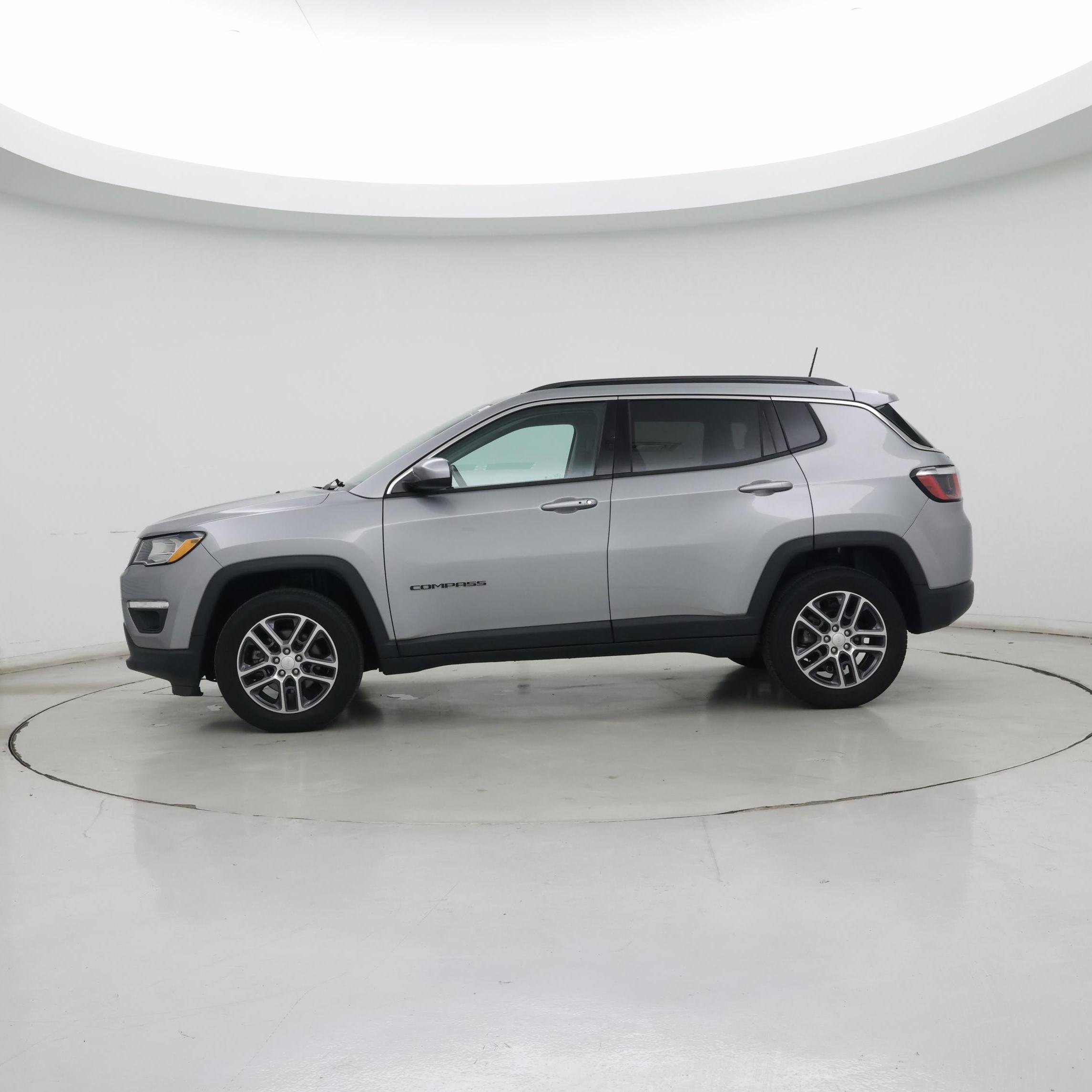 Thumbnail: 2020 Jeep Compass - 3
