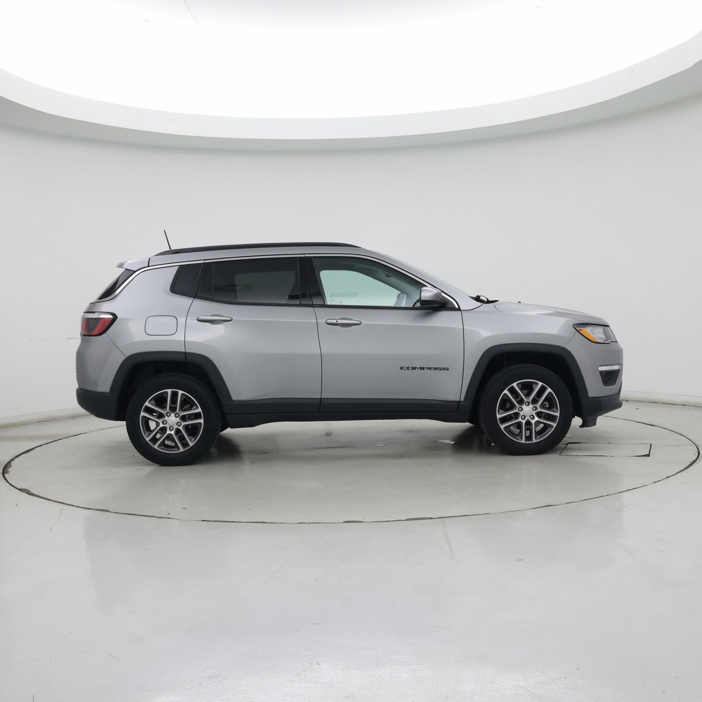Thumbnail: 2020 Jeep Compass - 7