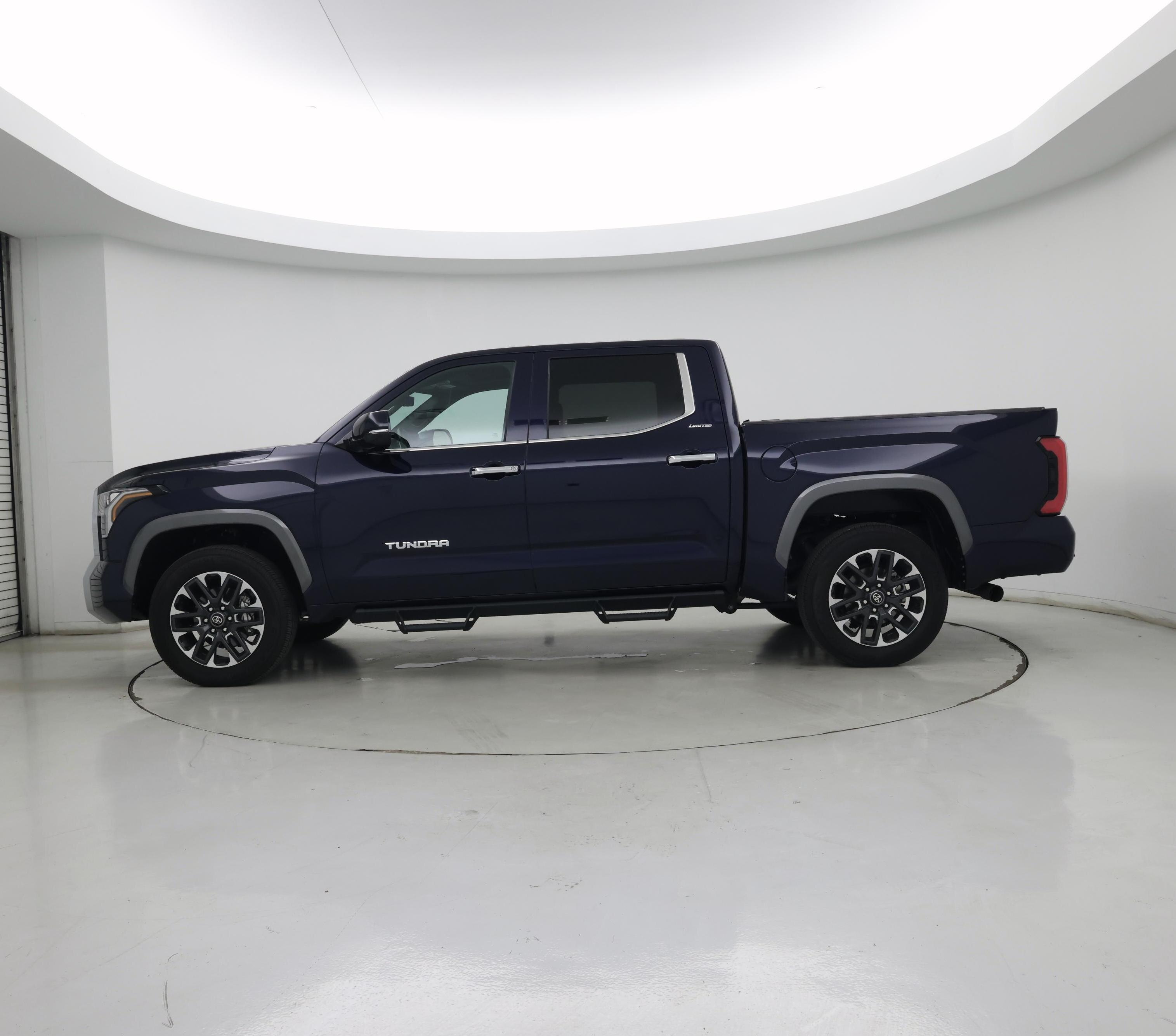 Thumbnail: 2025 Toyota Tundra - 3