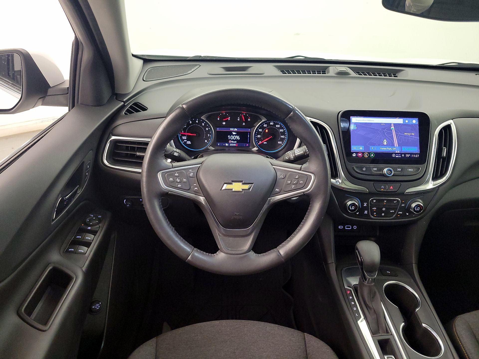 Thumbnail: 2022 Chevrolet Equinox - 10