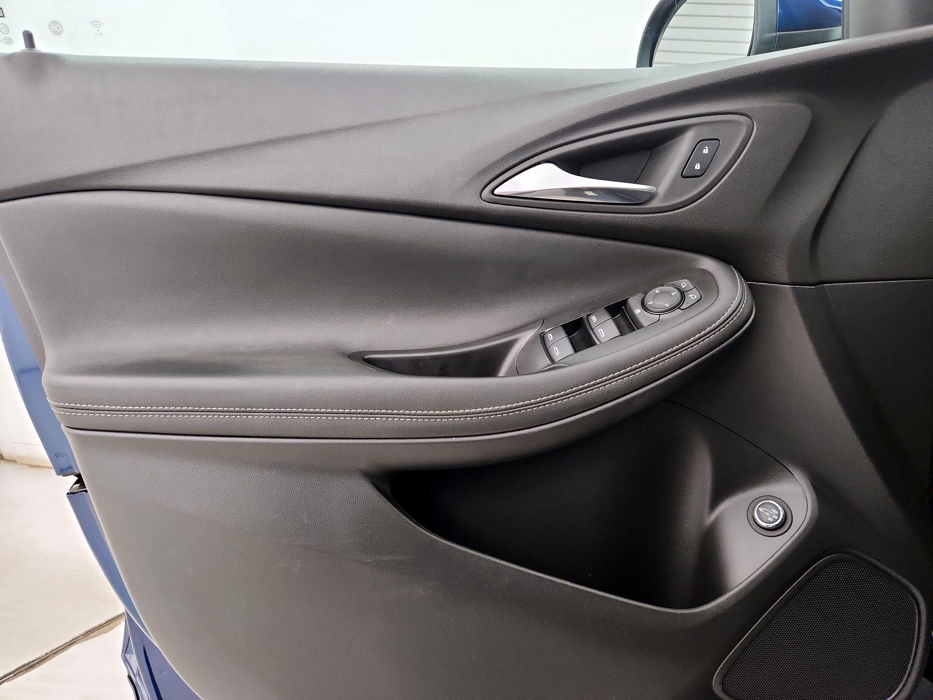 Thumbnail: 2023 Buick Encore GX - 12
