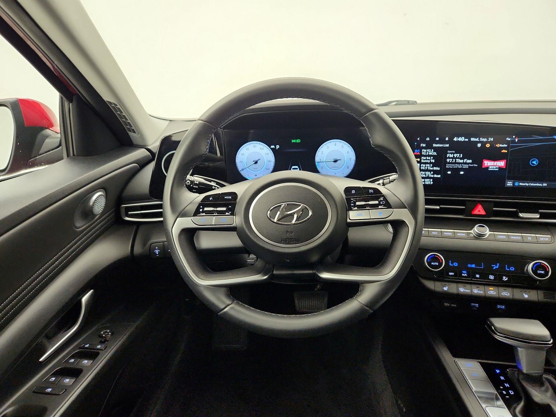 Thumbnail: 2023 Hyundai Elantra - 10