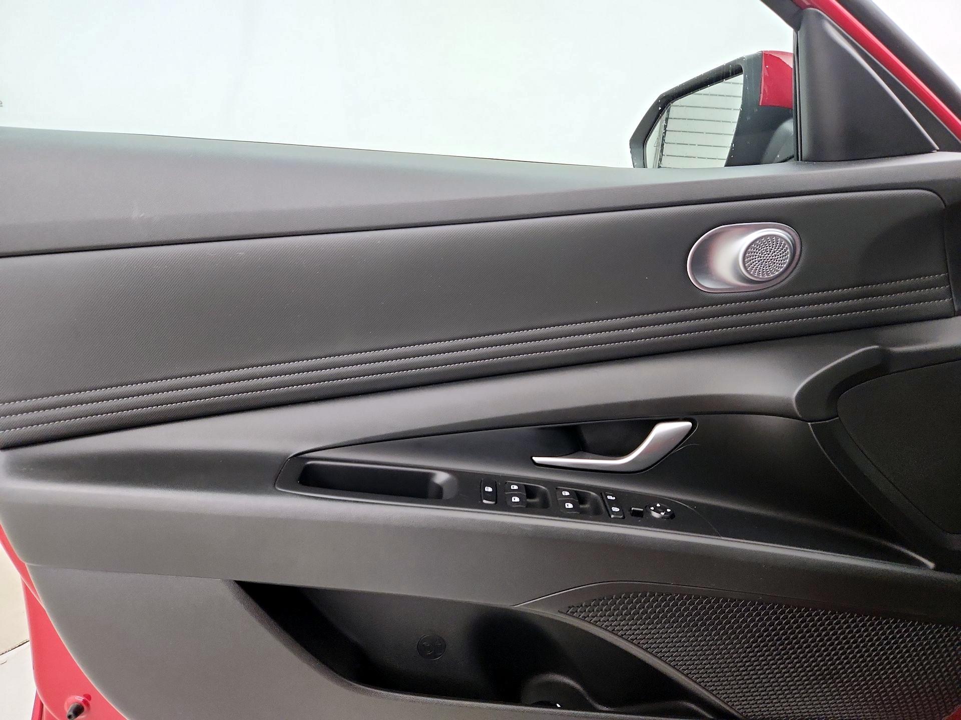 Thumbnail: 2023 Hyundai Elantra - 12