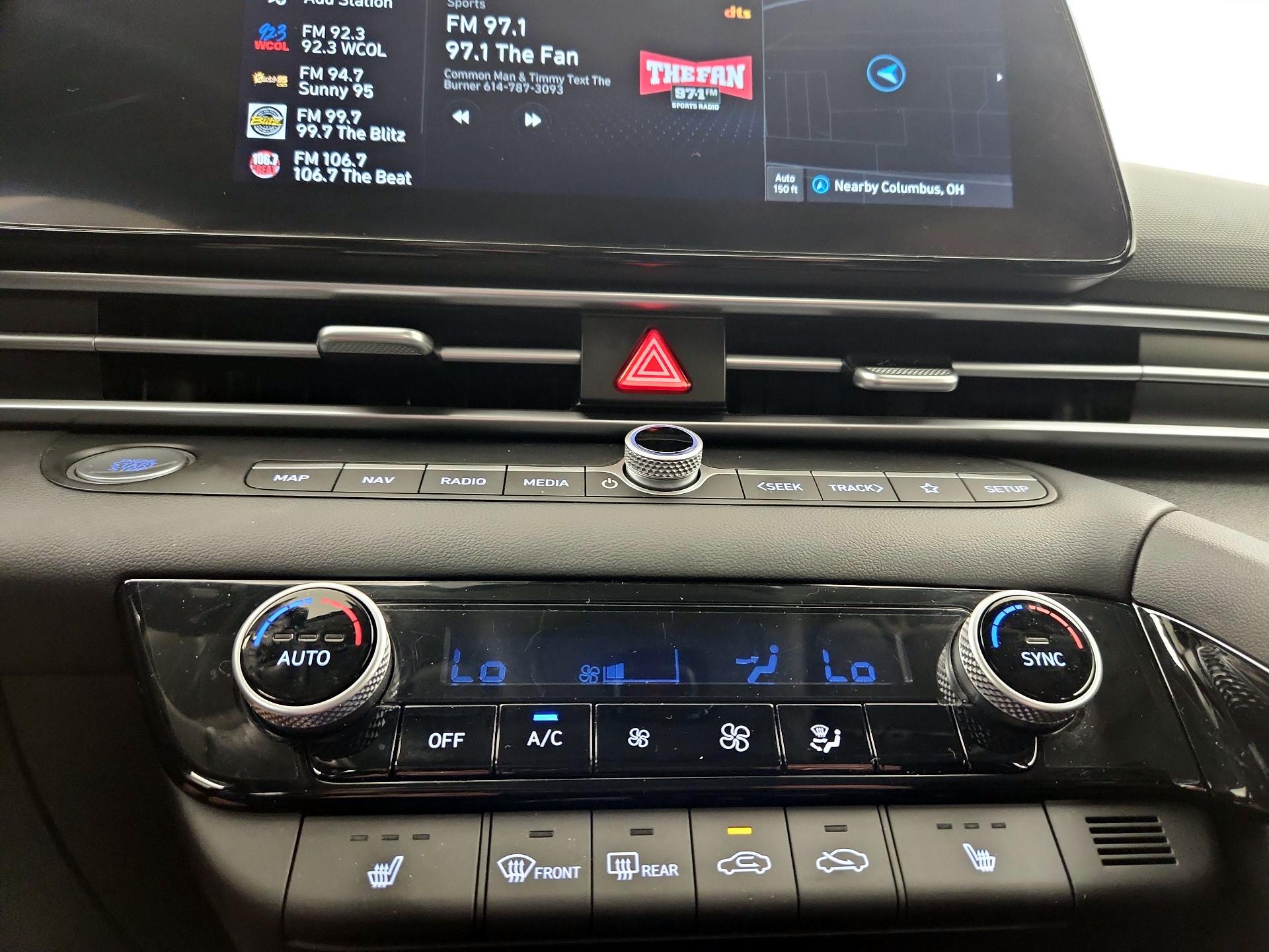 Thumbnail: 2023 Hyundai Elantra - 17