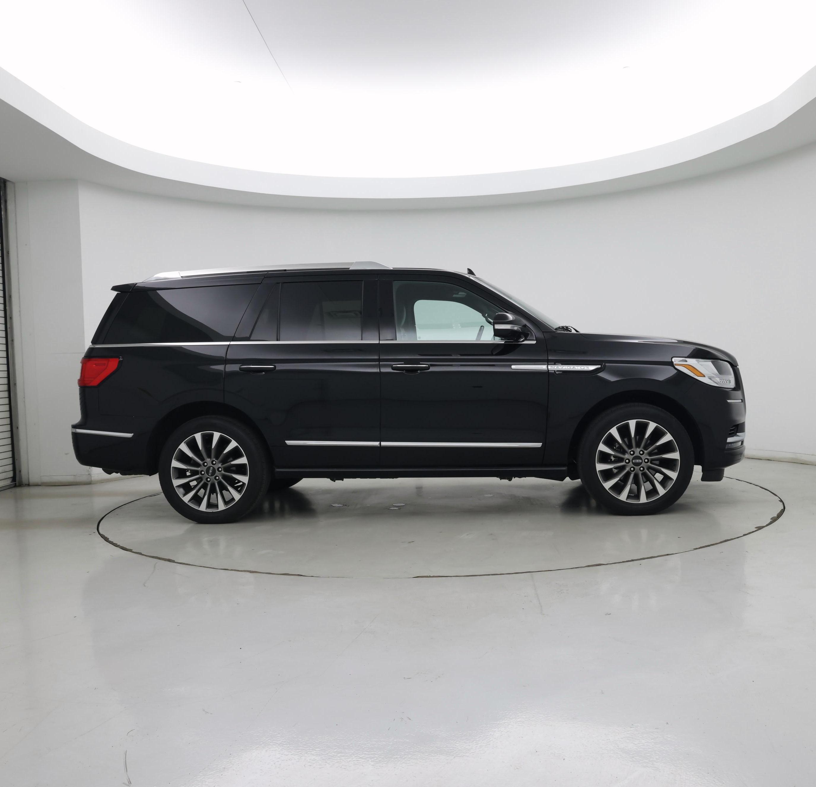 Thumbnail: 2020 Lincoln Navigator - 7