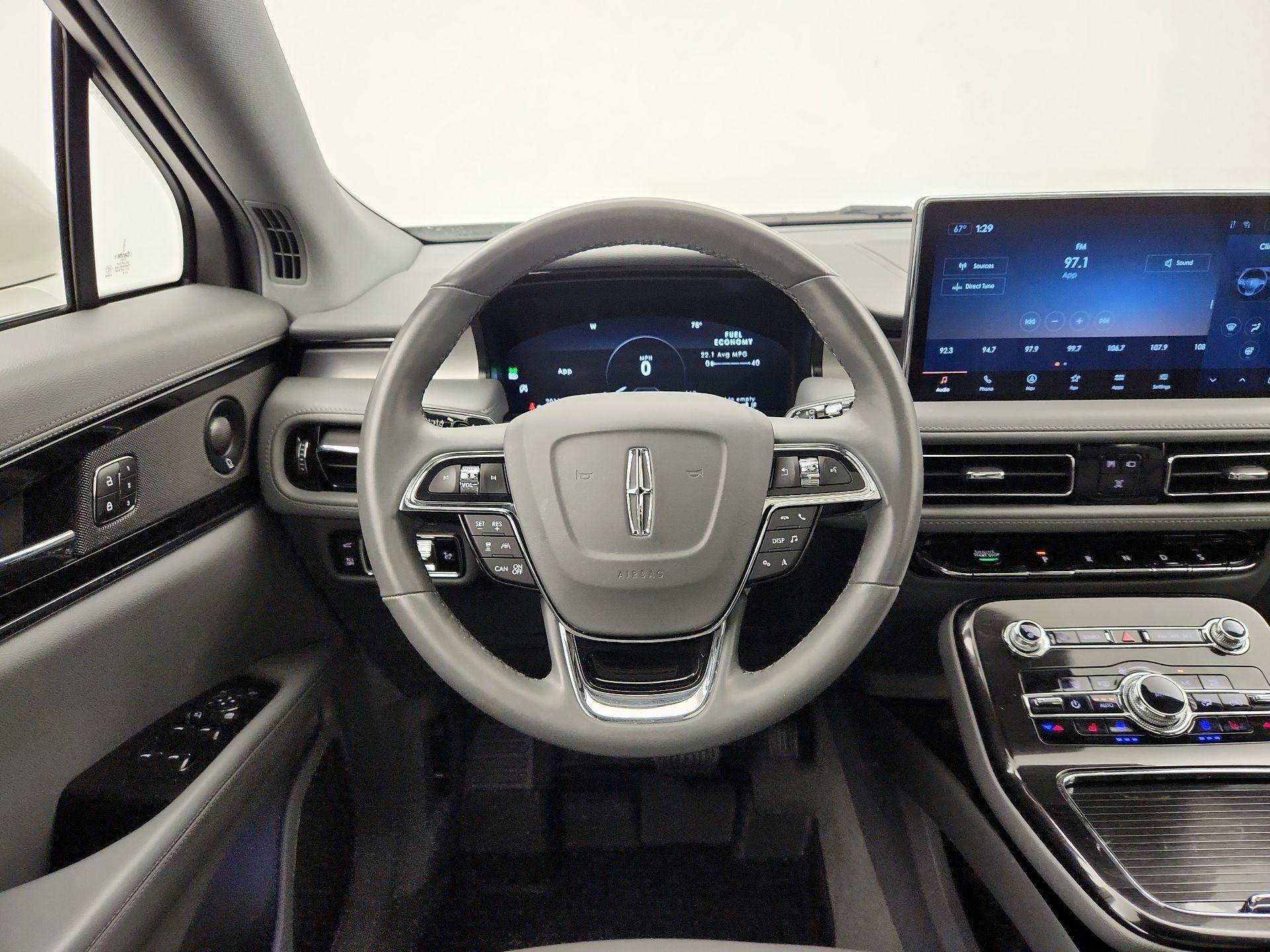 Thumbnail: 2023 Lincoln Nautilus - 10