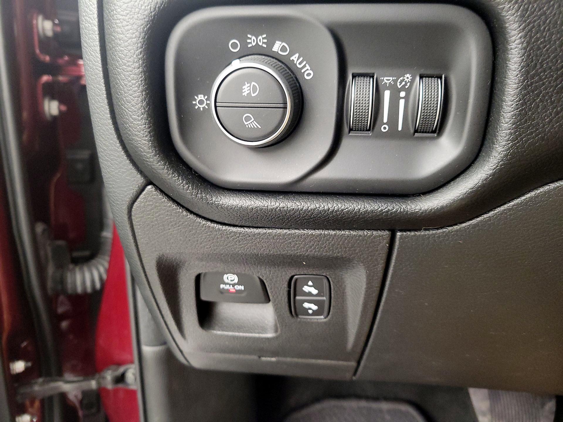 Thumbnail: 2022 RAM 1500 - 13