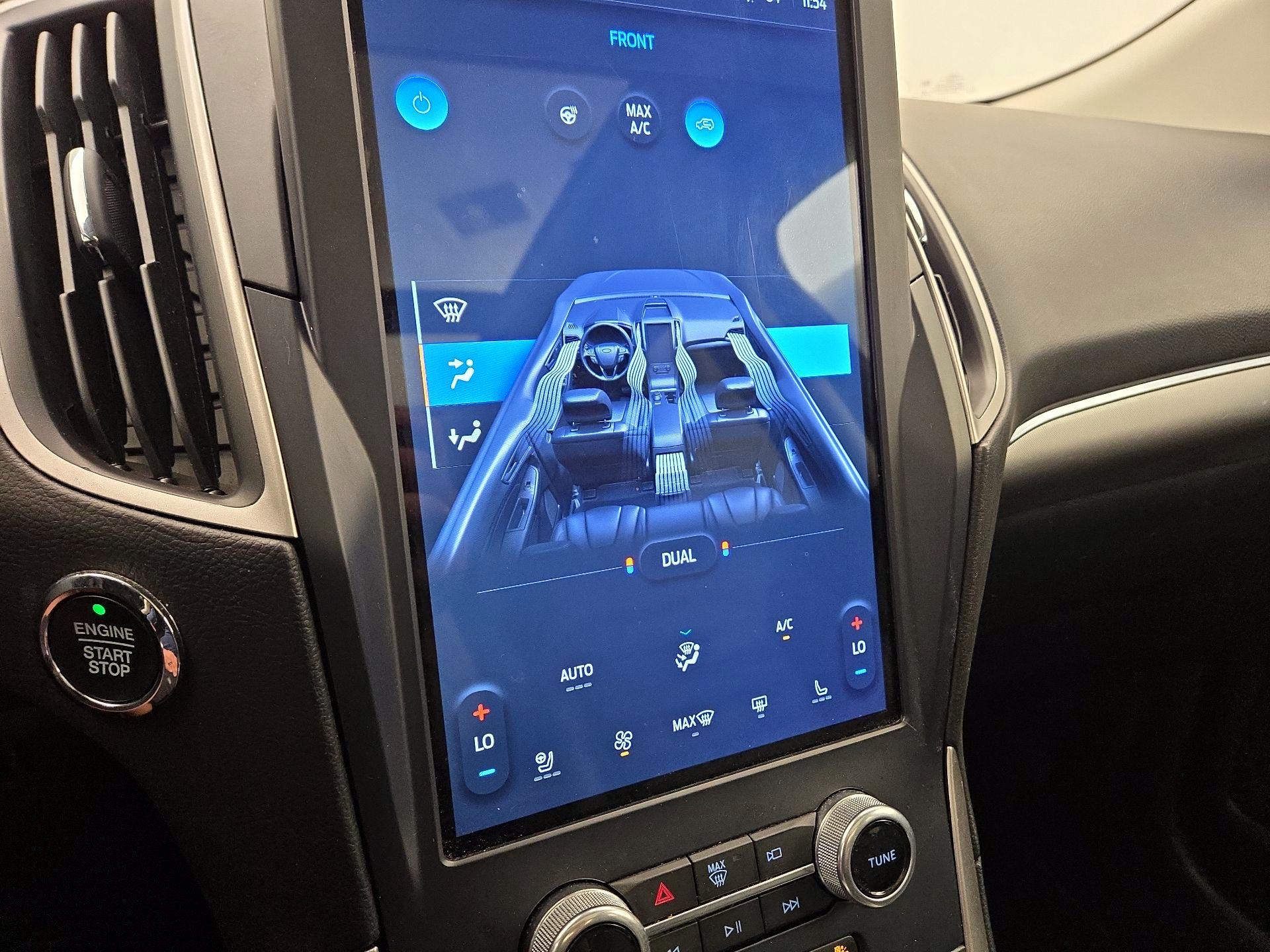 Thumbnail: 2022 Ford Edge - 16
