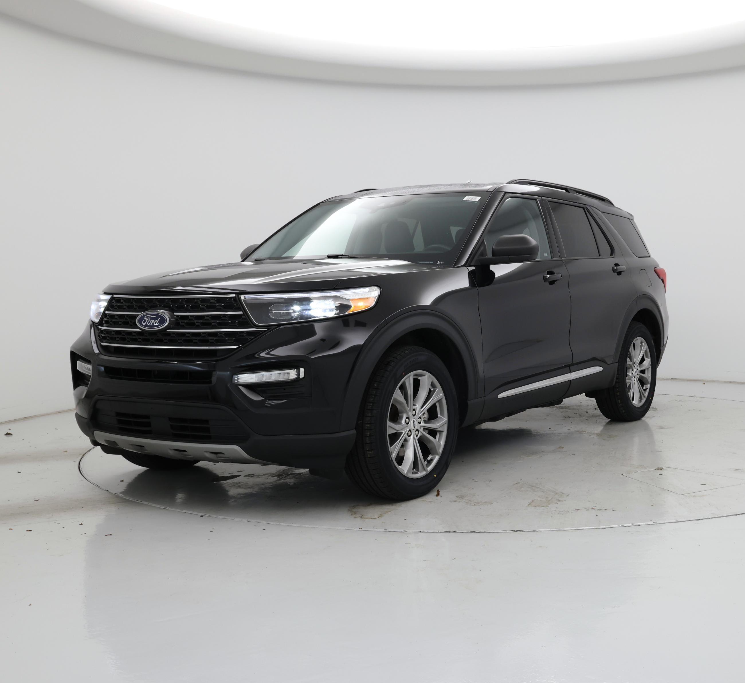 Thumbnail: 2022 Ford Explorer - 4
