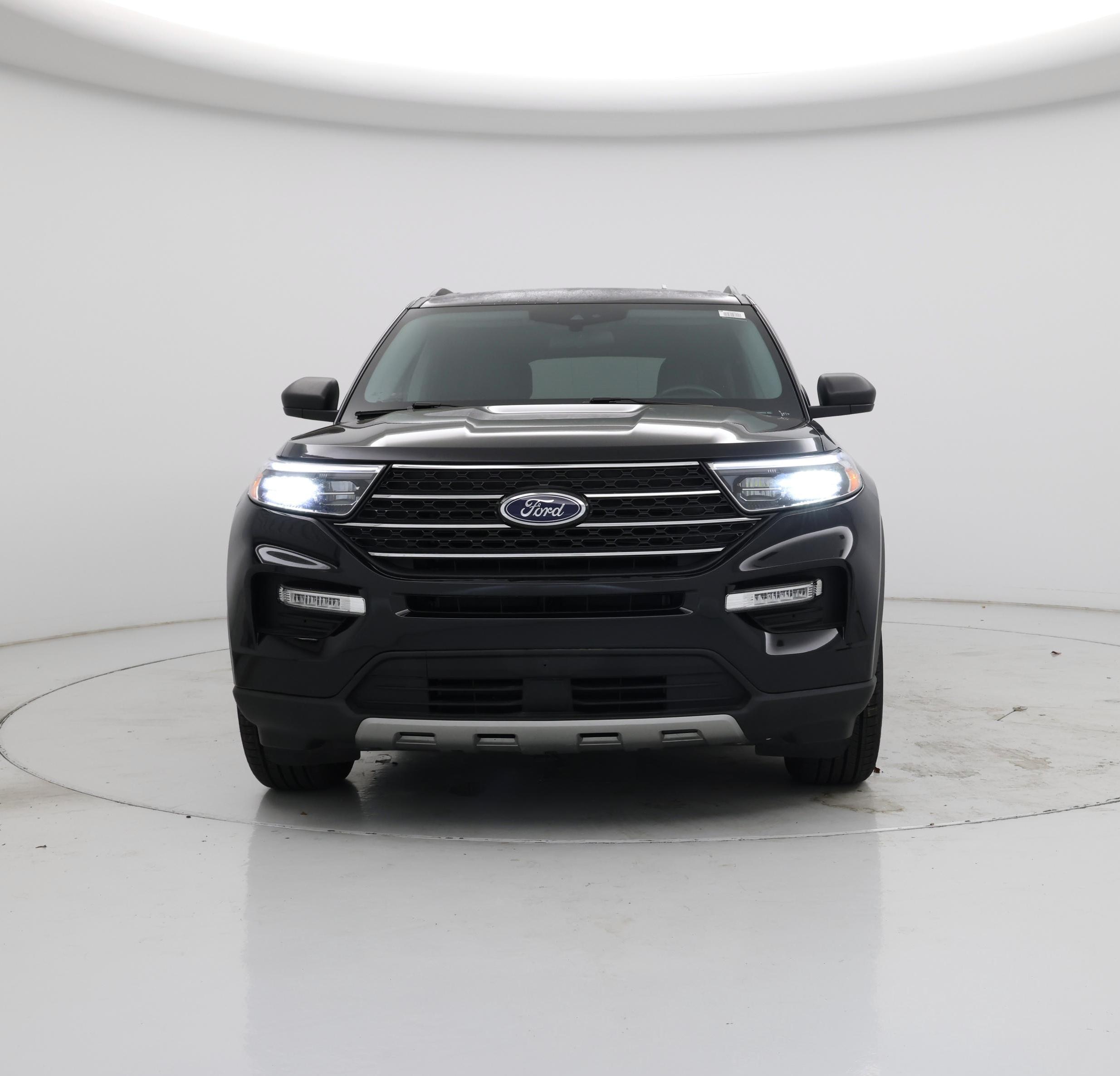 Thumbnail: 2022 Ford Explorer - 5