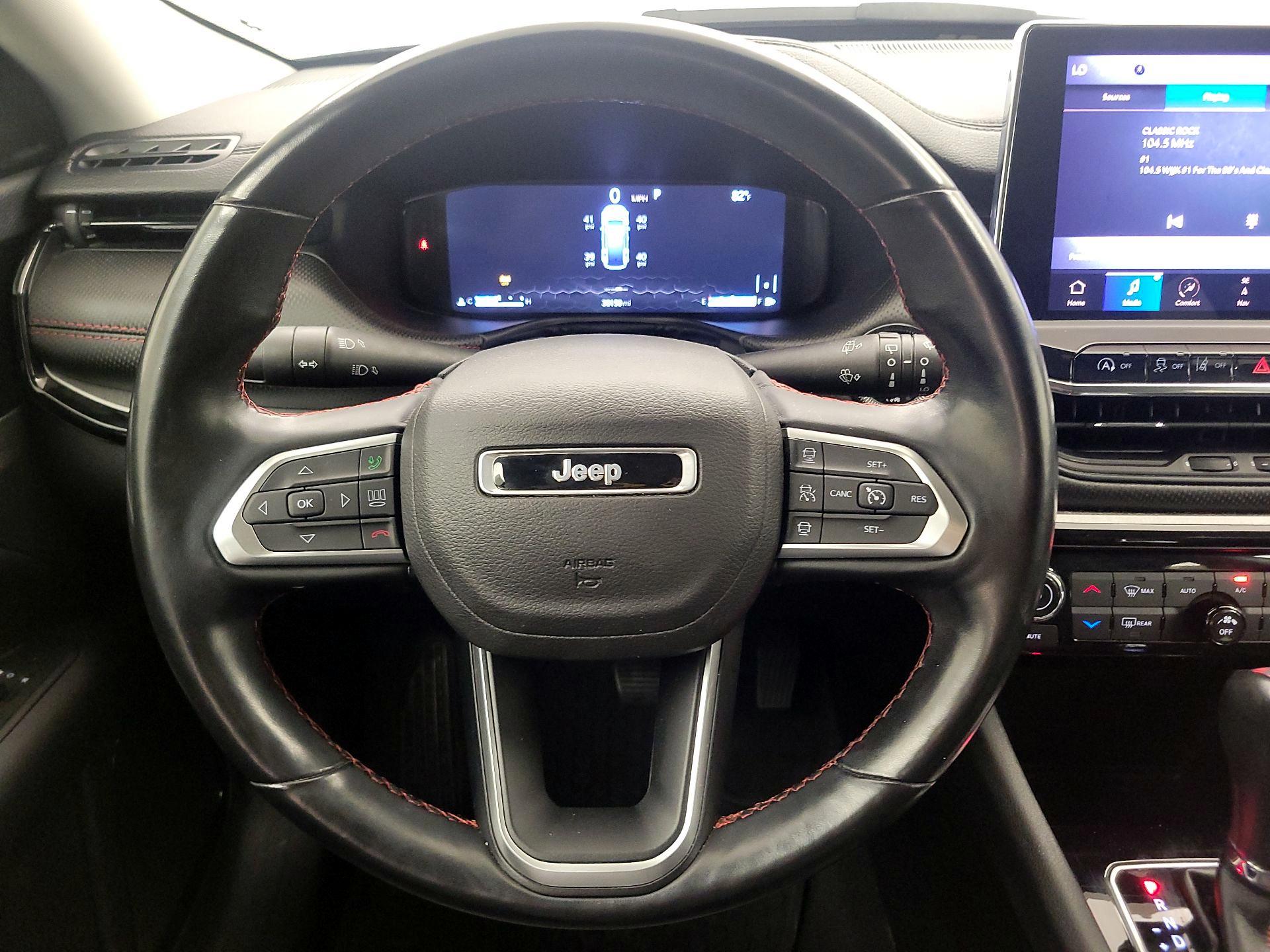 Thumbnail: 2022 Jeep Compass - 10
