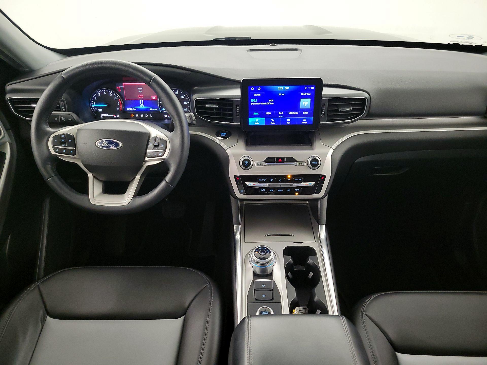 Thumbnail: 2022 Ford Explorer - 9