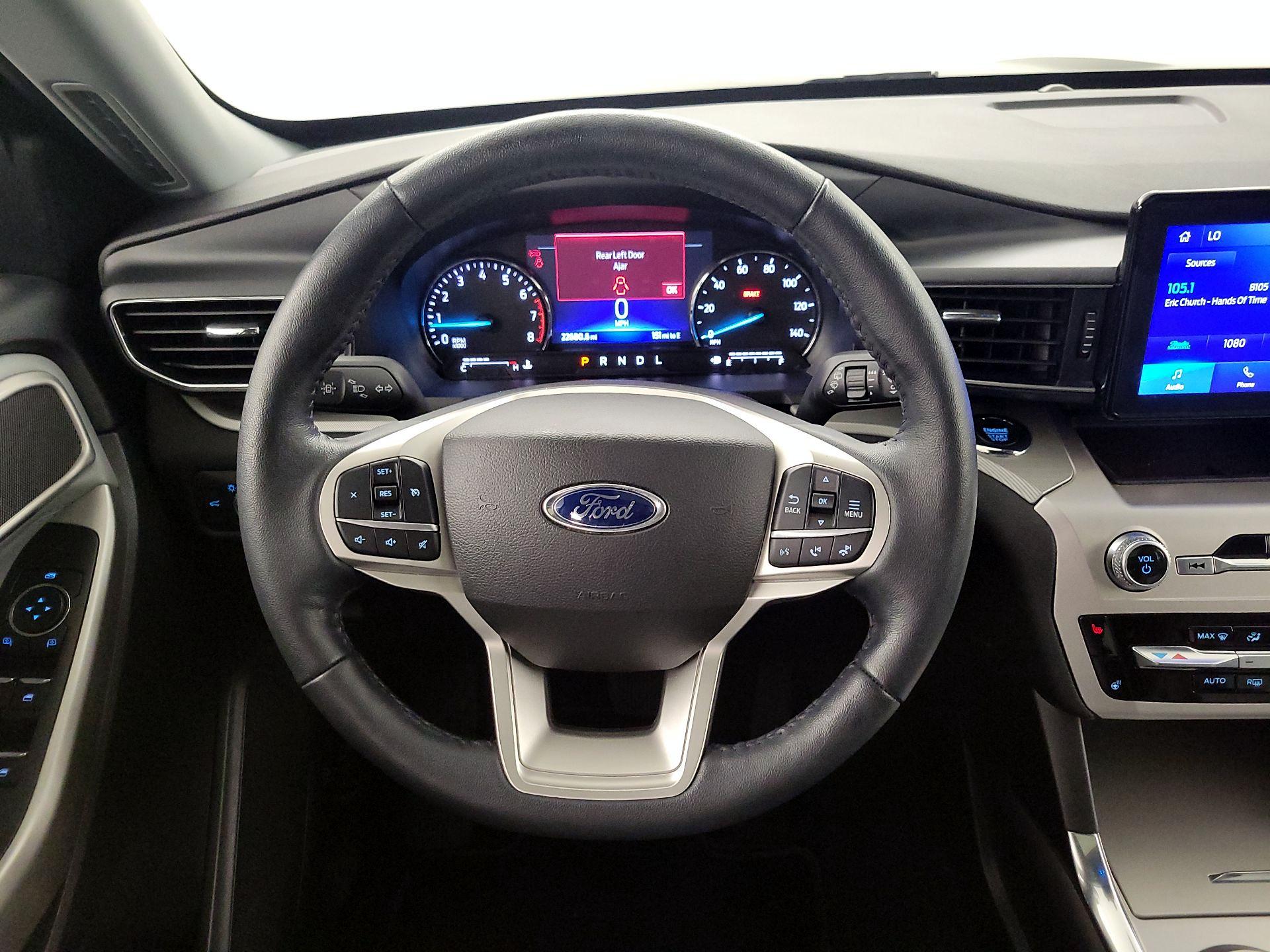 Thumbnail: 2022 Ford Explorer - 10