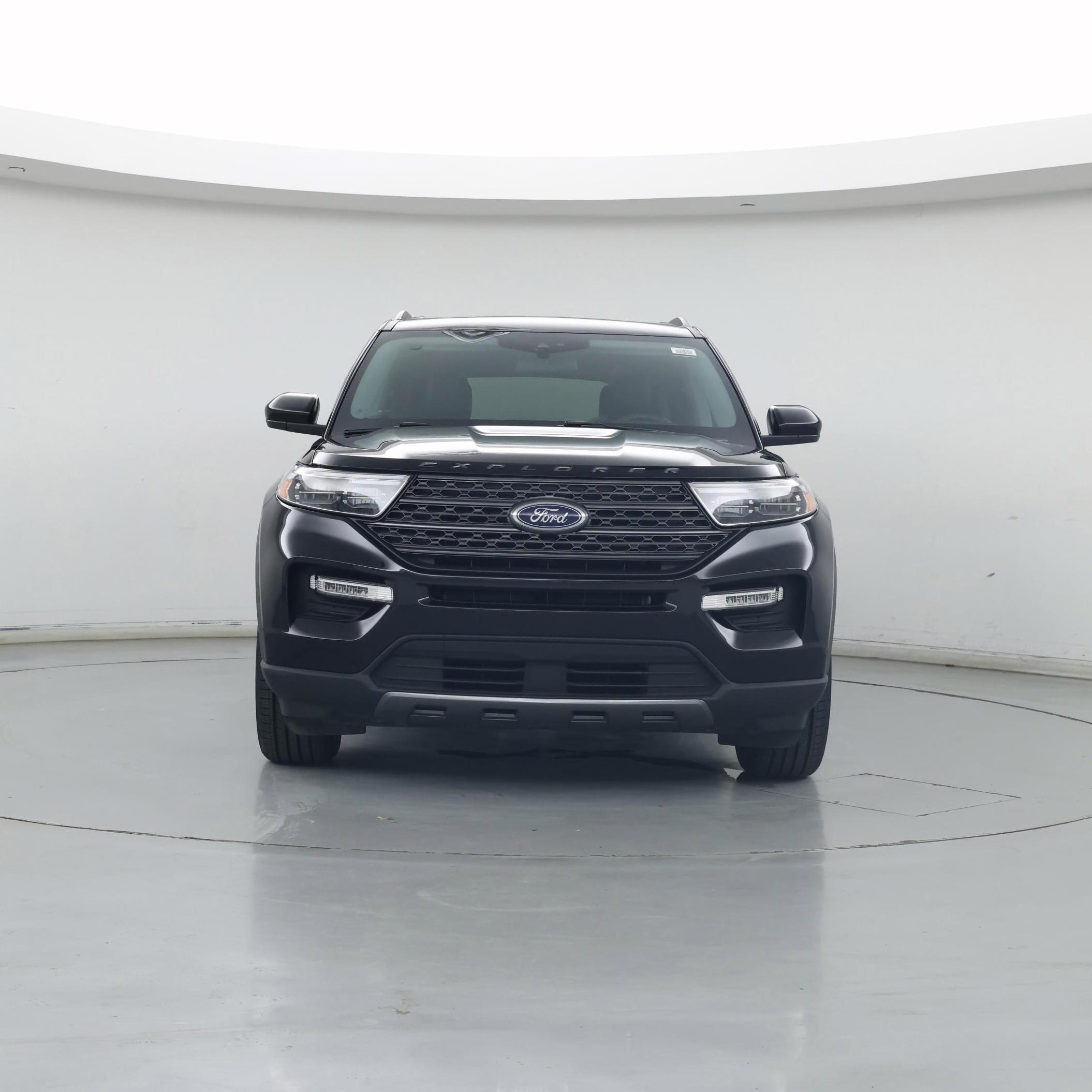Thumbnail: 2022 Ford Explorer - 5