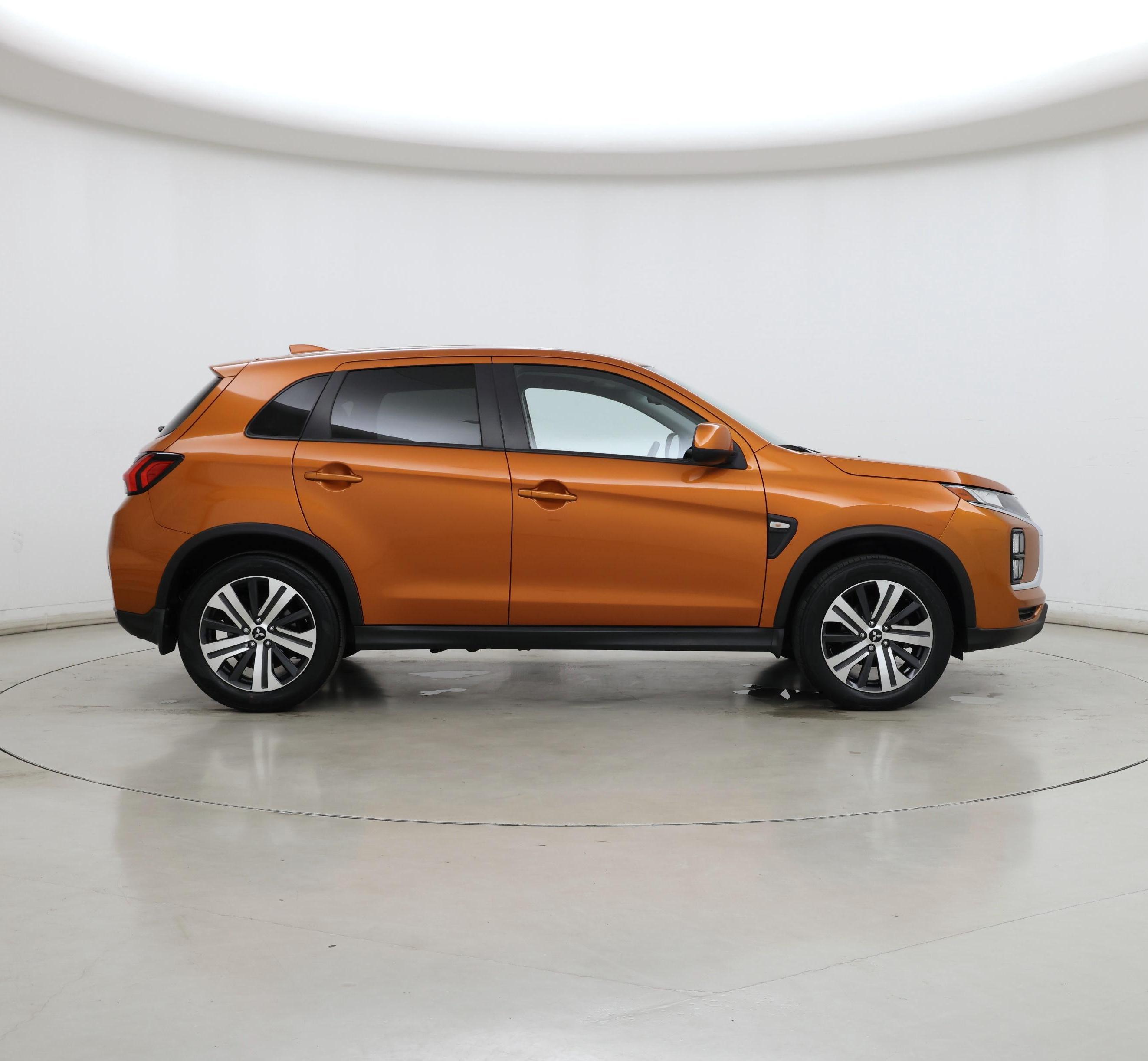 Thumbnail: 2022 Mitsubishi Outlander Sport - 7