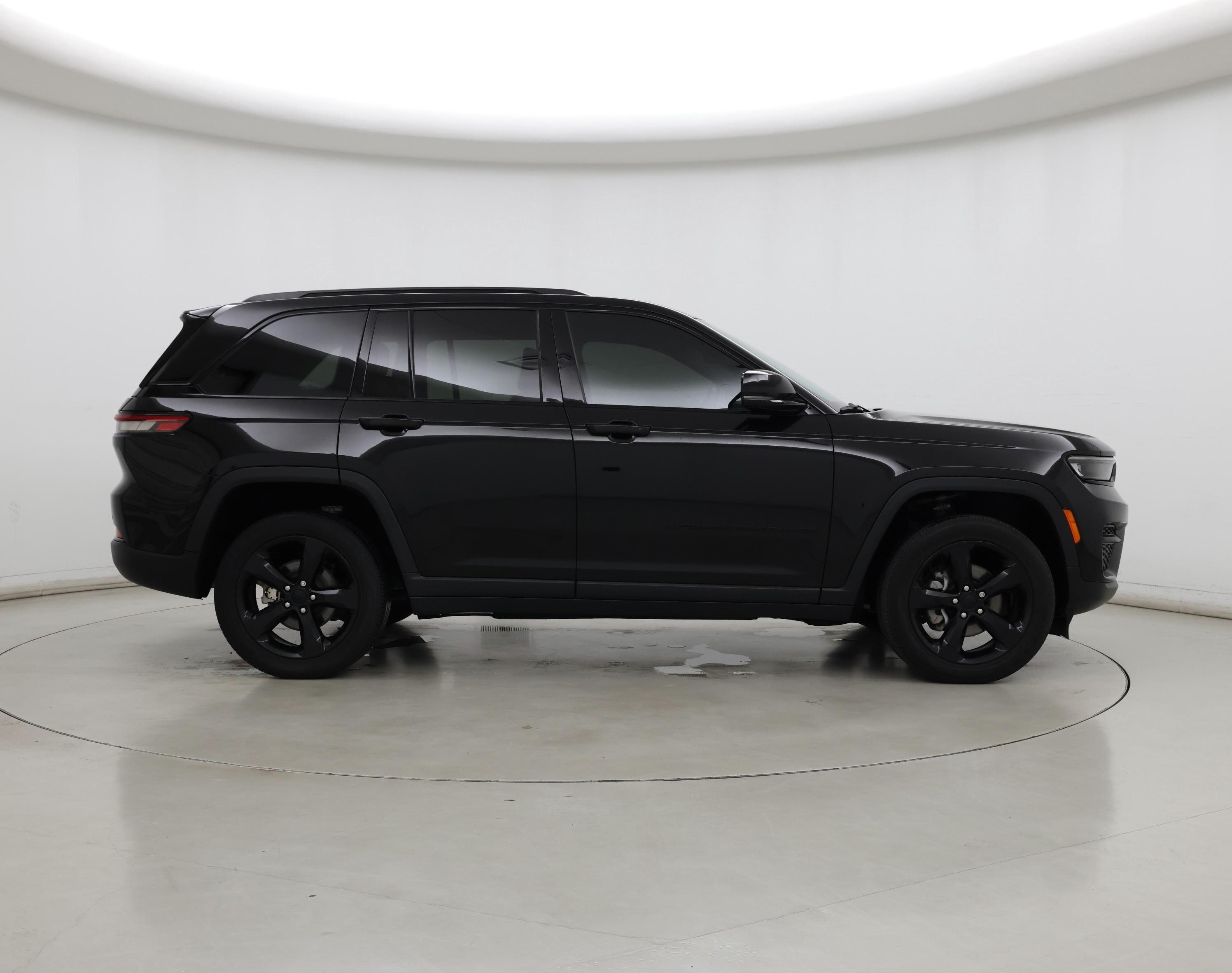 Thumbnail: 2022 Jeep Grand Cherokee - 7