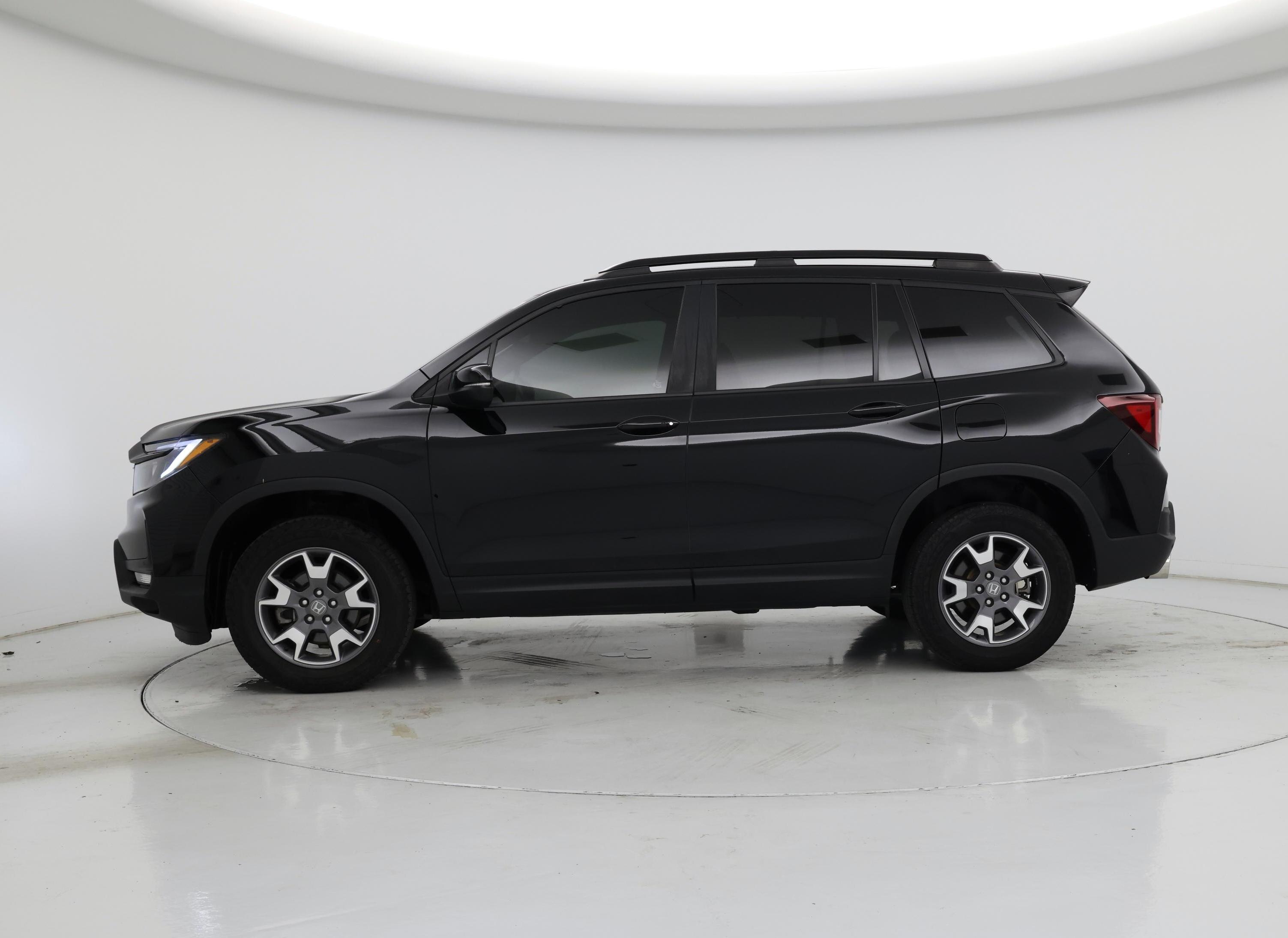 Thumbnail: 2022 Honda Passport - 3