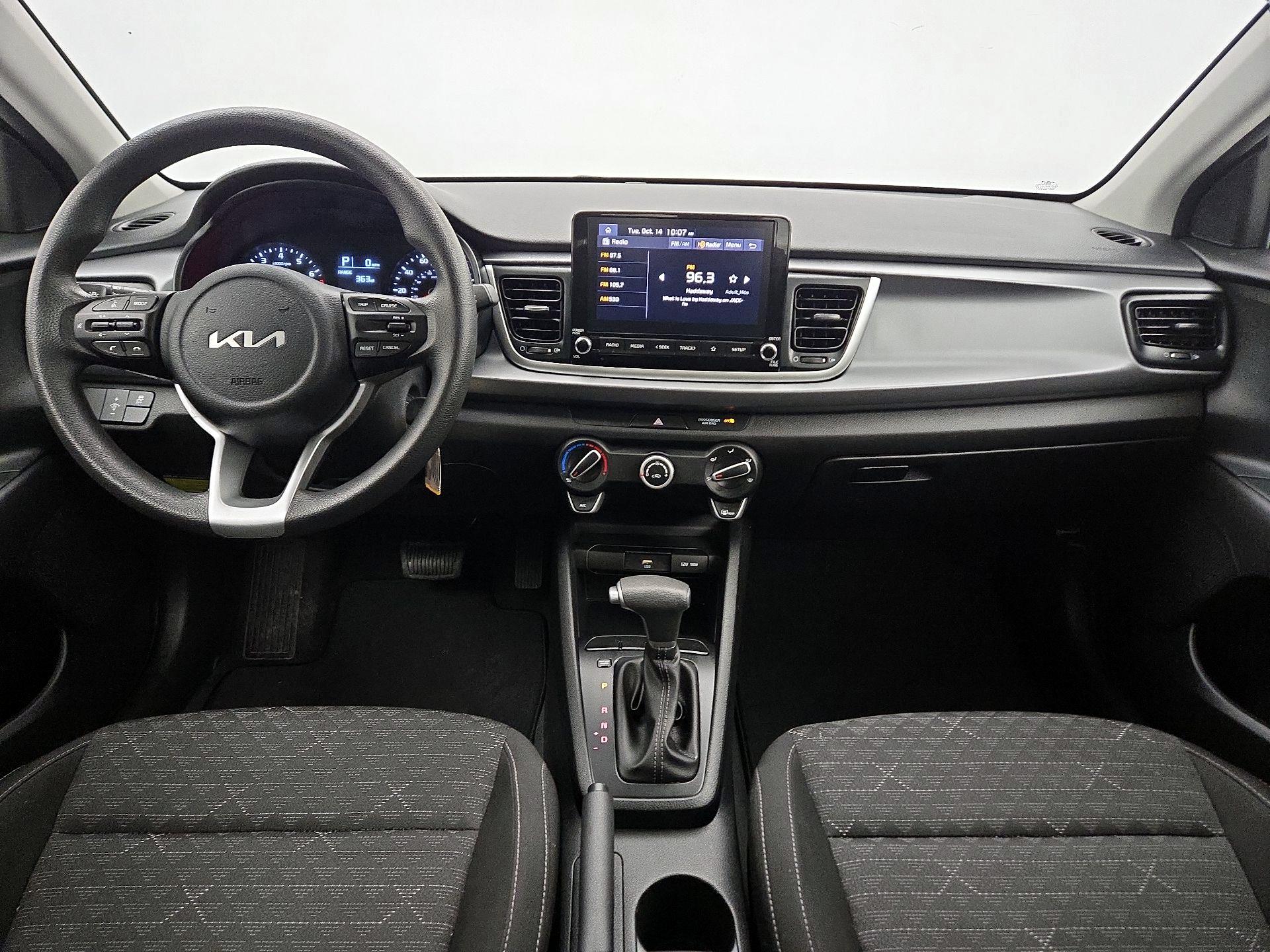 Thumbnail: 2023 Kia Rio - 9