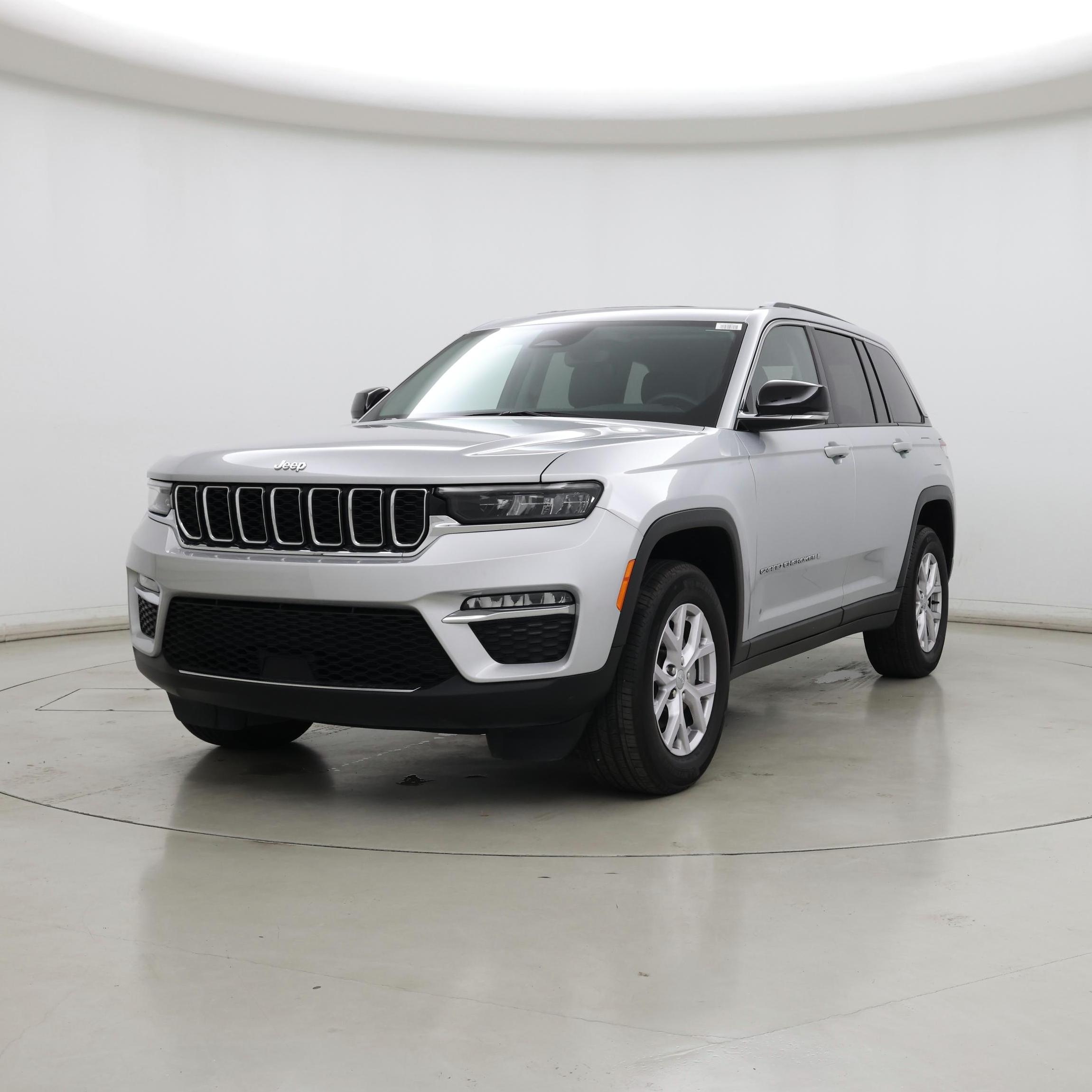 Thumbnail: 2022 Jeep Grand Cherokee - 4