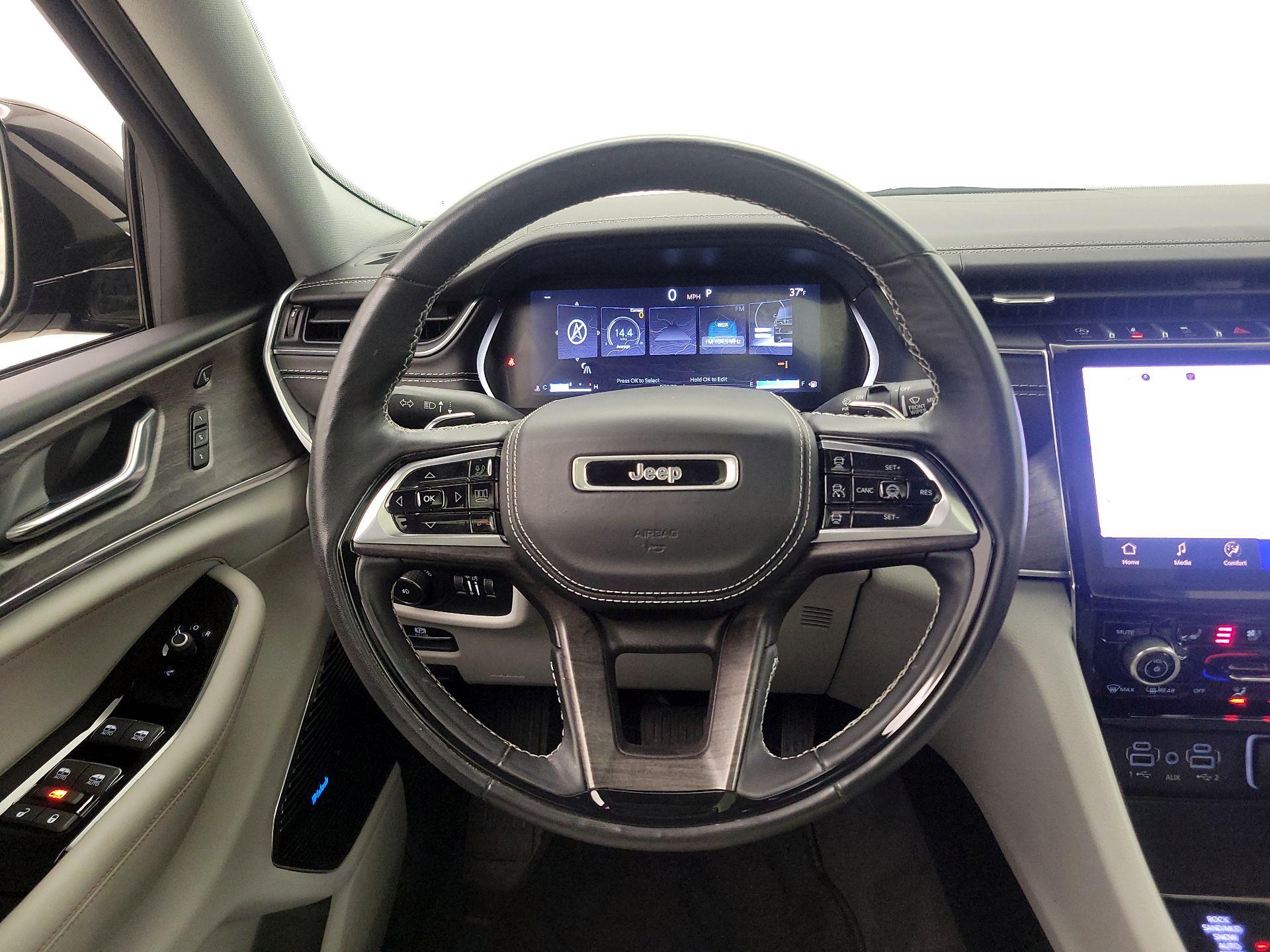 Thumbnail: 2022 Jeep Grand Cherokee - 10