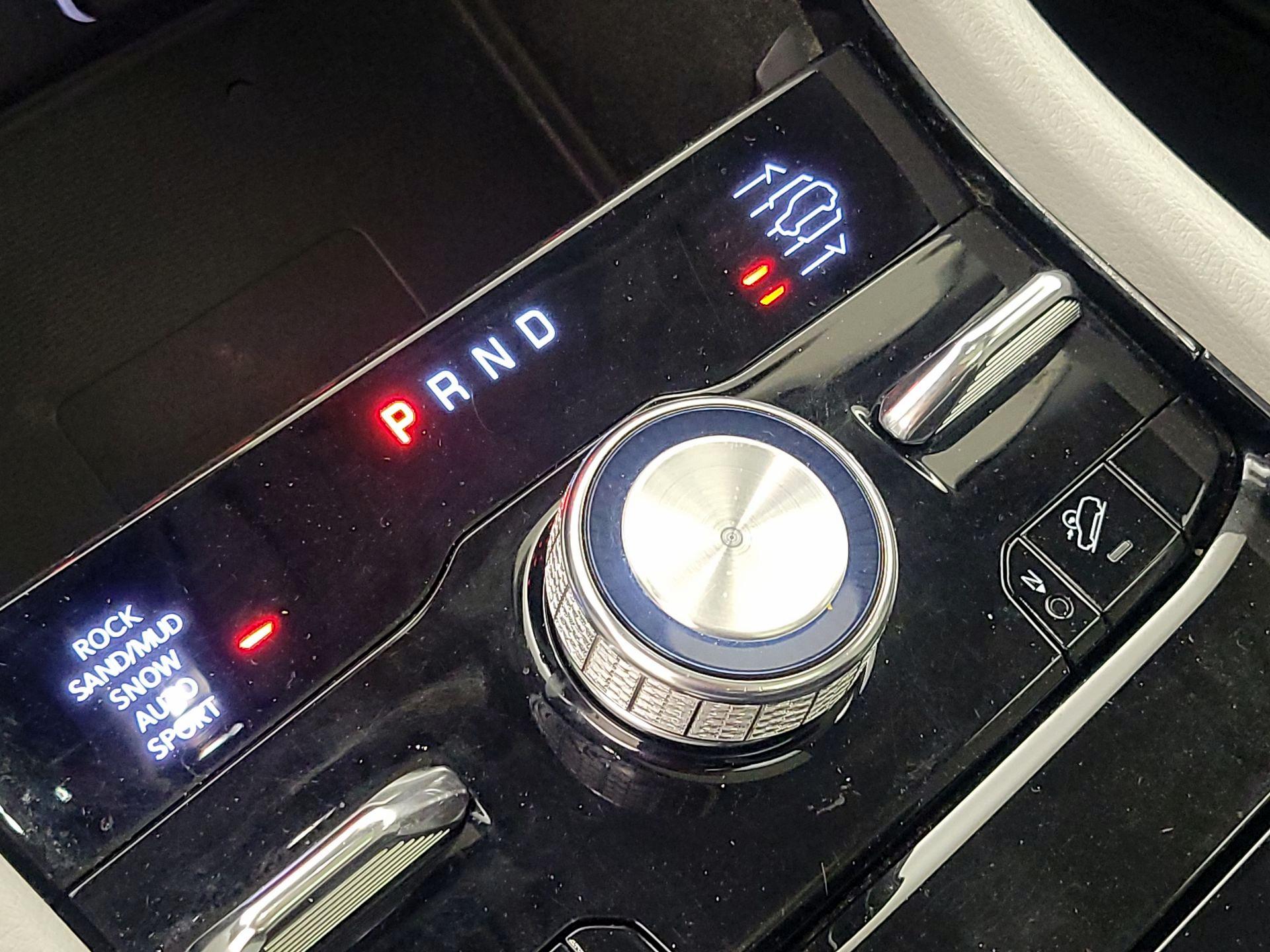 Thumbnail: 2022 Jeep Grand Cherokee - 18