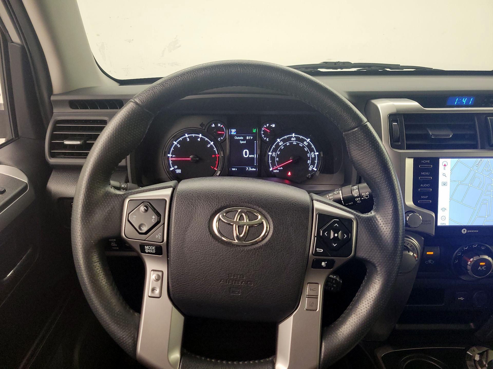 Thumbnail: 2022 Toyota 4Runner - 10
