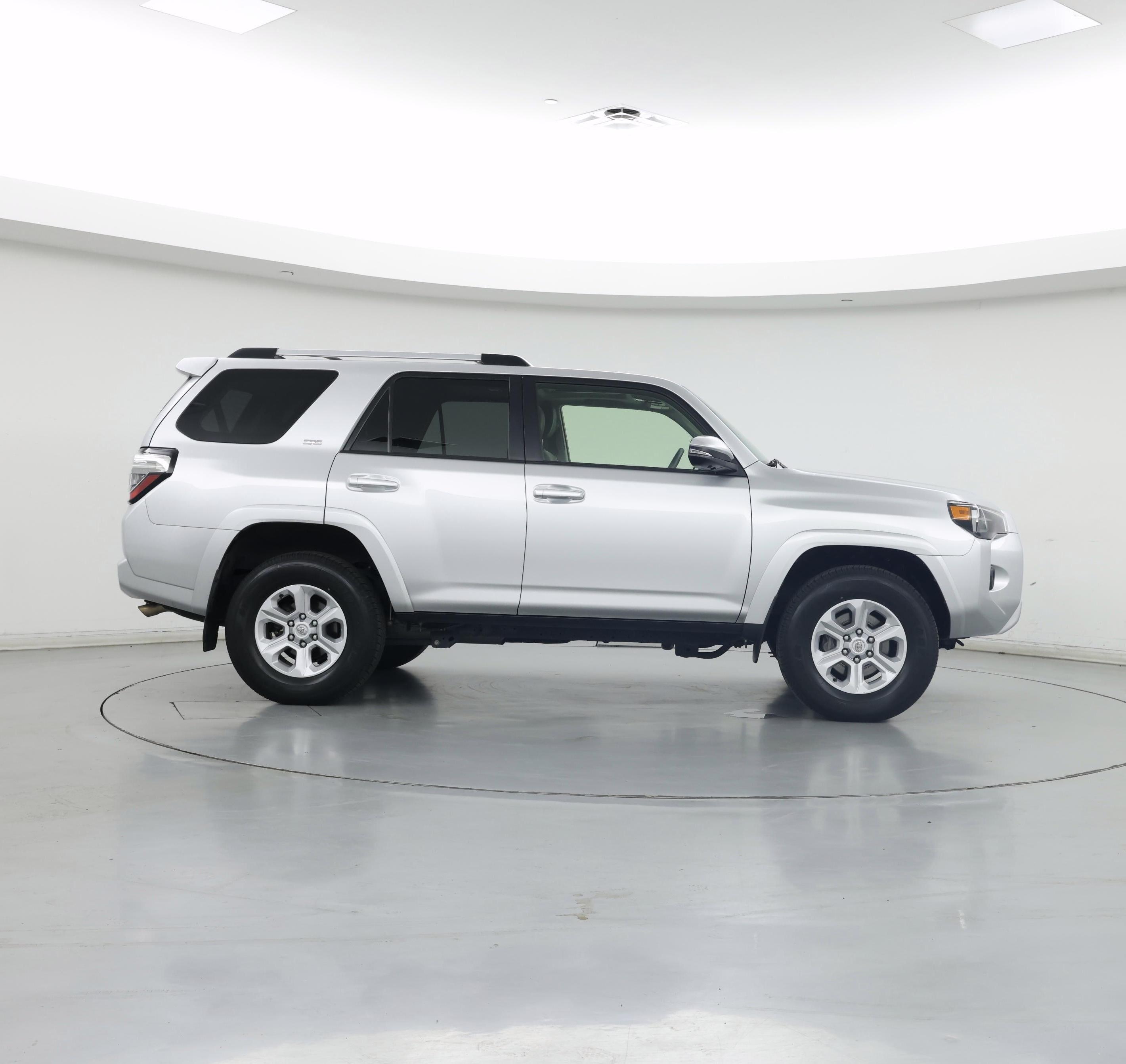 Thumbnail: 2022 Toyota 4Runner - 7