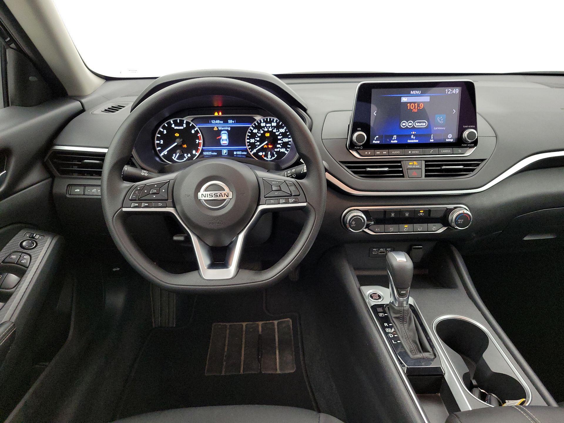 Thumbnail: 2022 Nissan Altima - 10