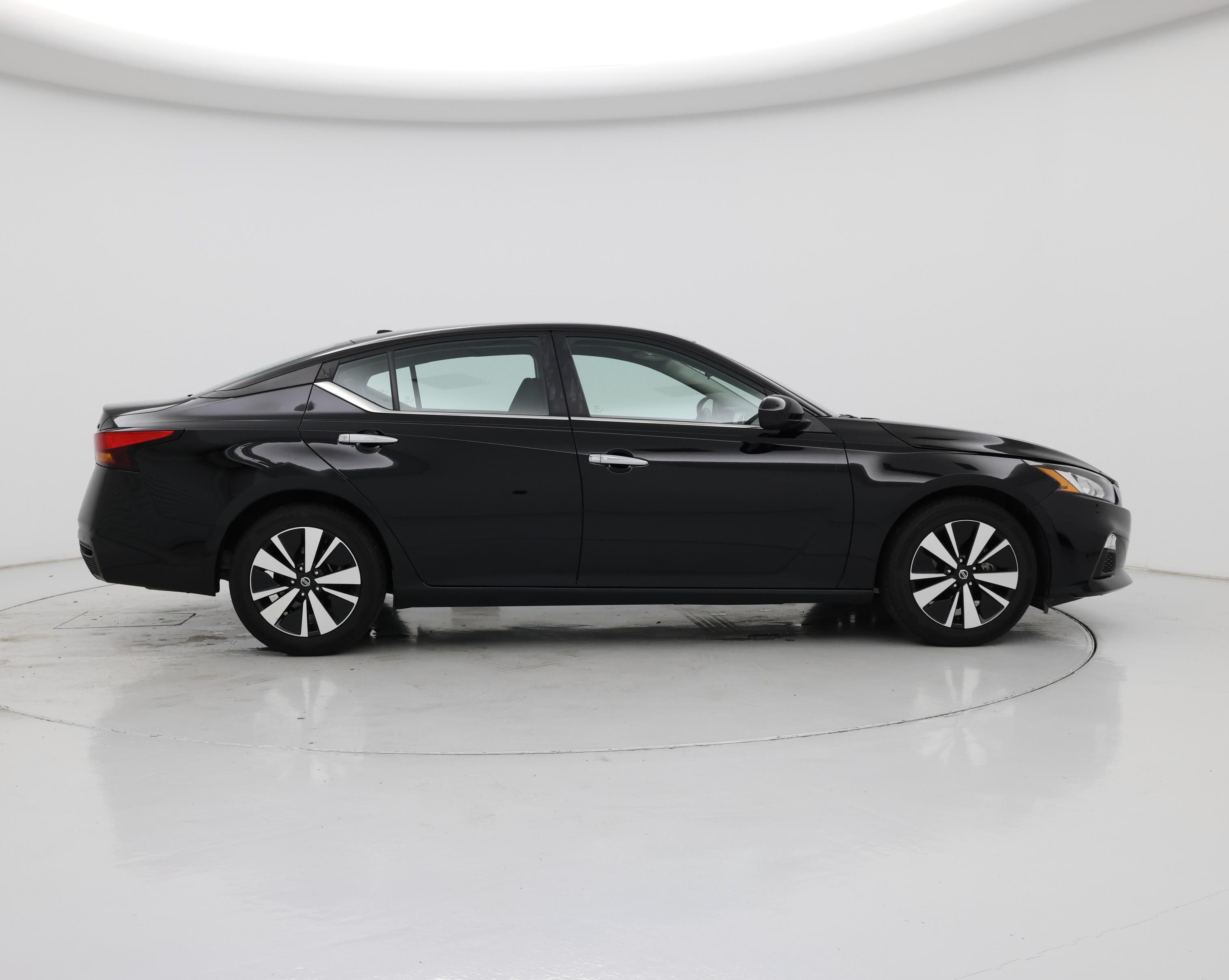 Thumbnail: 2022 Nissan Altima - 7