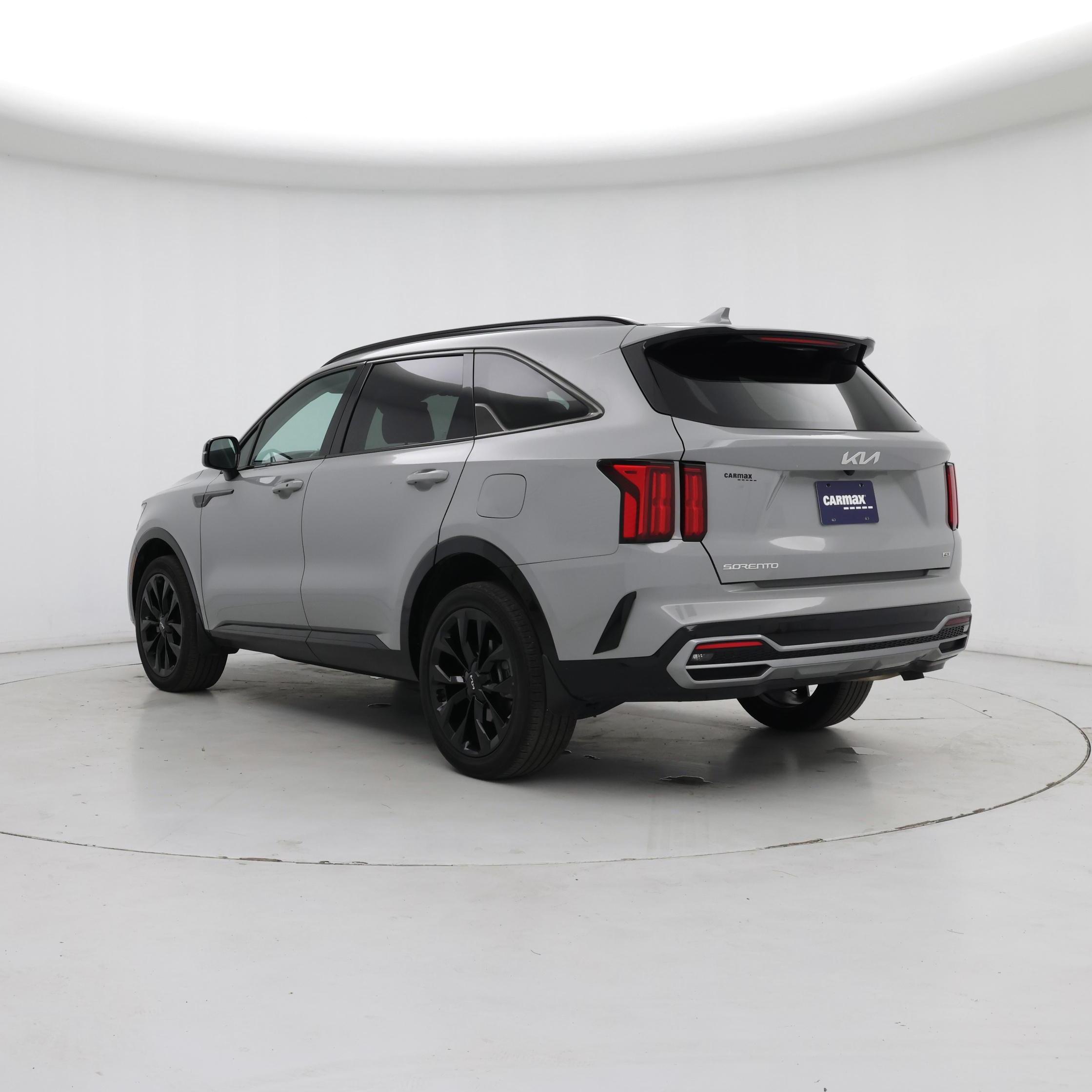 Thumbnail: 2023 Kia Sorento - 2