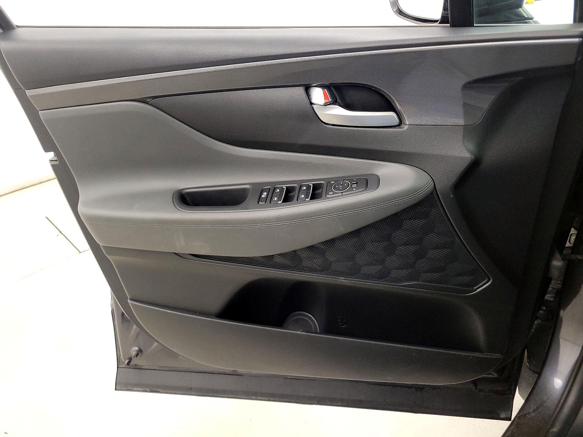 Thumbnail: 2023 Hyundai Santa Fe - 12