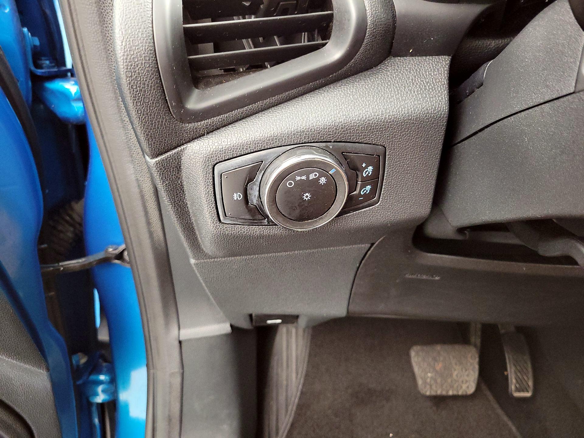 Thumbnail: 2020 Ford EcoSport - 13
