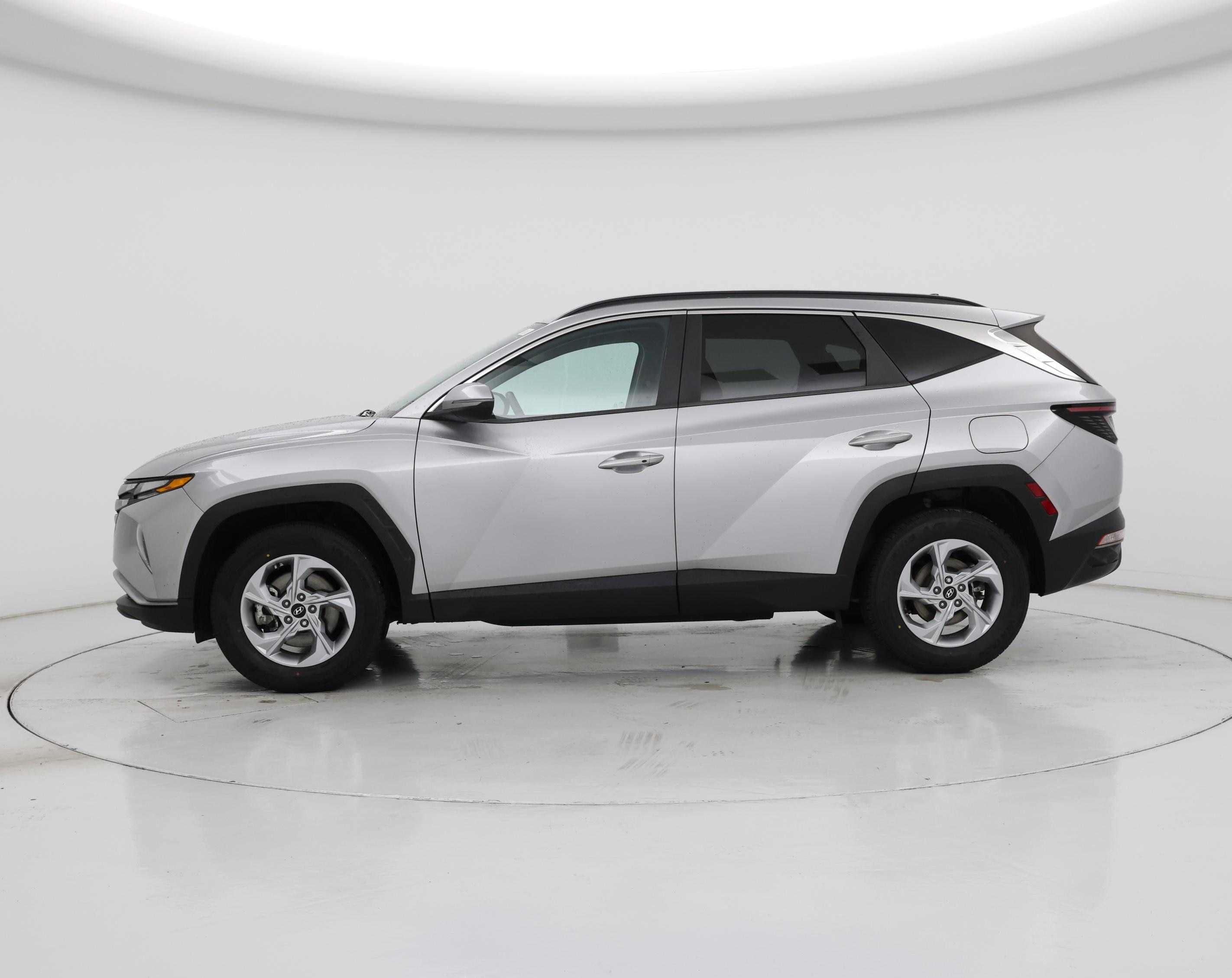 Thumbnail: 2022 Hyundai Tucson - 3