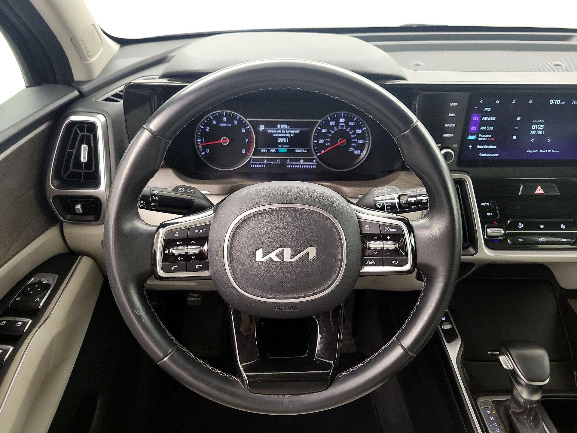 Thumbnail: 2022 Kia Sorento - 10