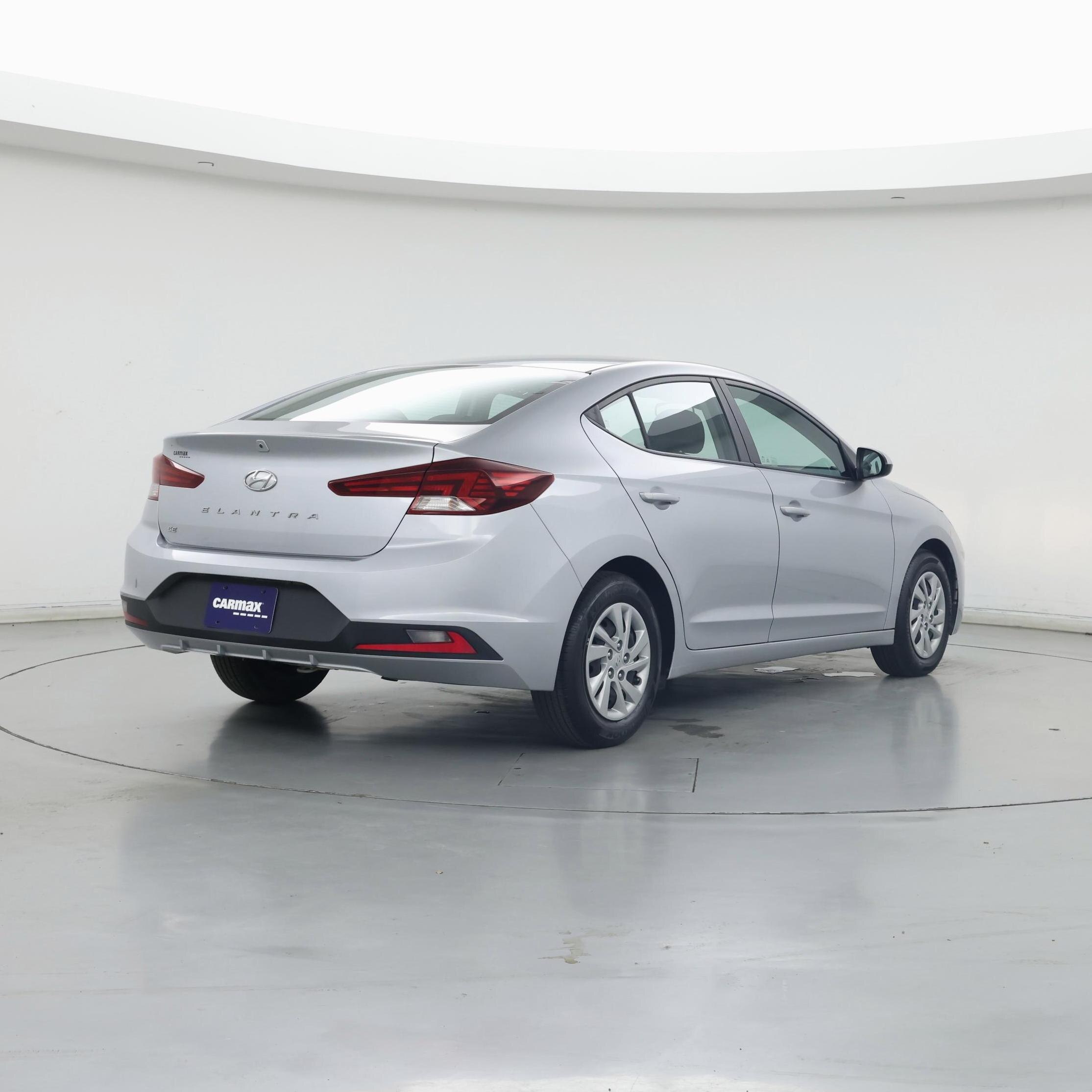 Thumbnail: 2020 Hyundai Elantra - 8